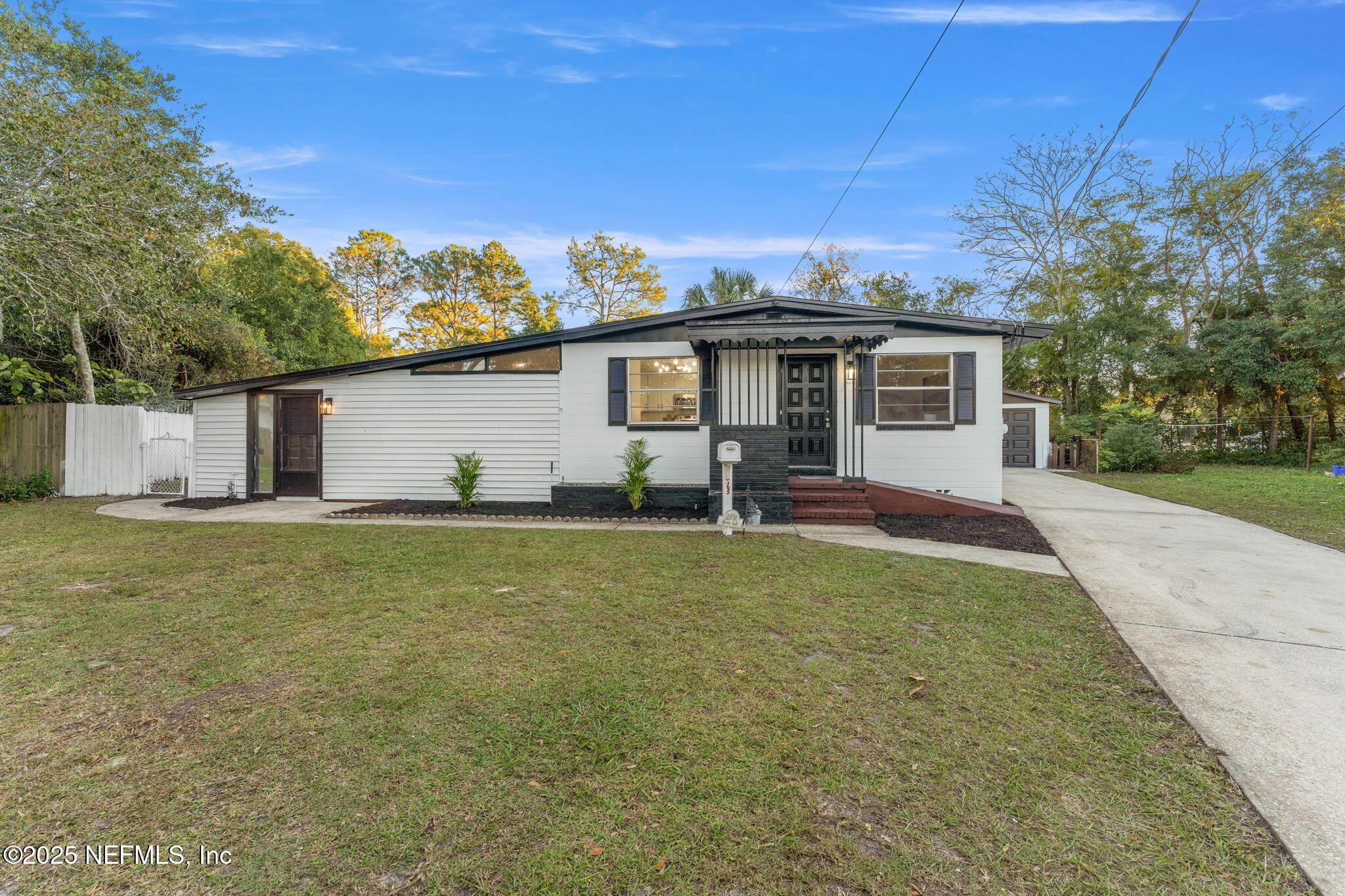 Ardmore Ct, Jacksonville, FL 32211