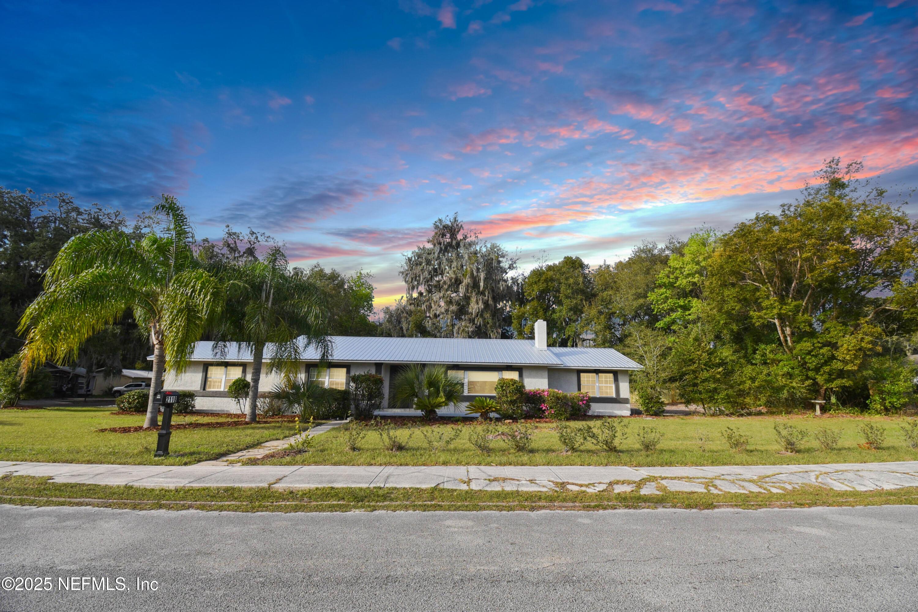 Gillis St, Palatka, FL 32177