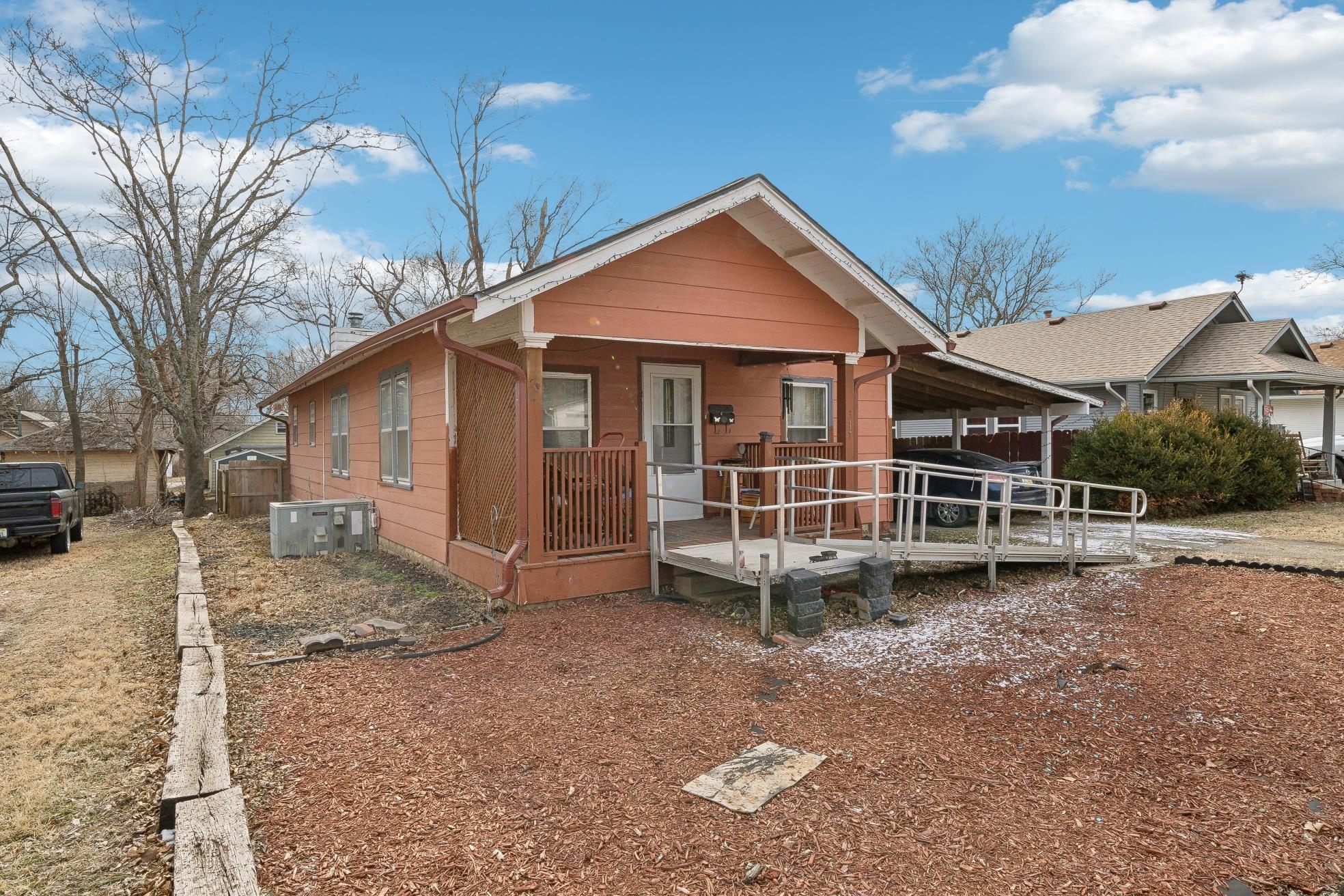 High St, Augusta, KS 67010