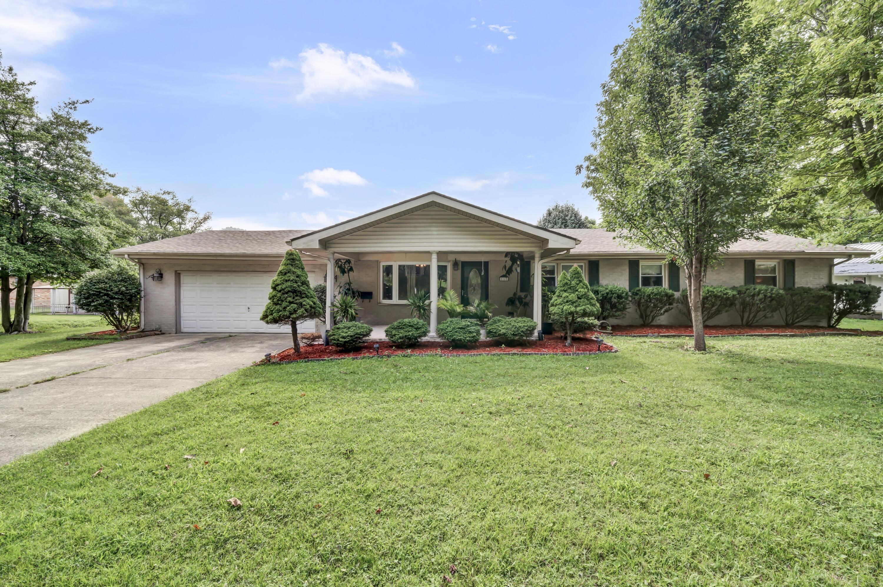 W Sun St, Morehead, KY 40351