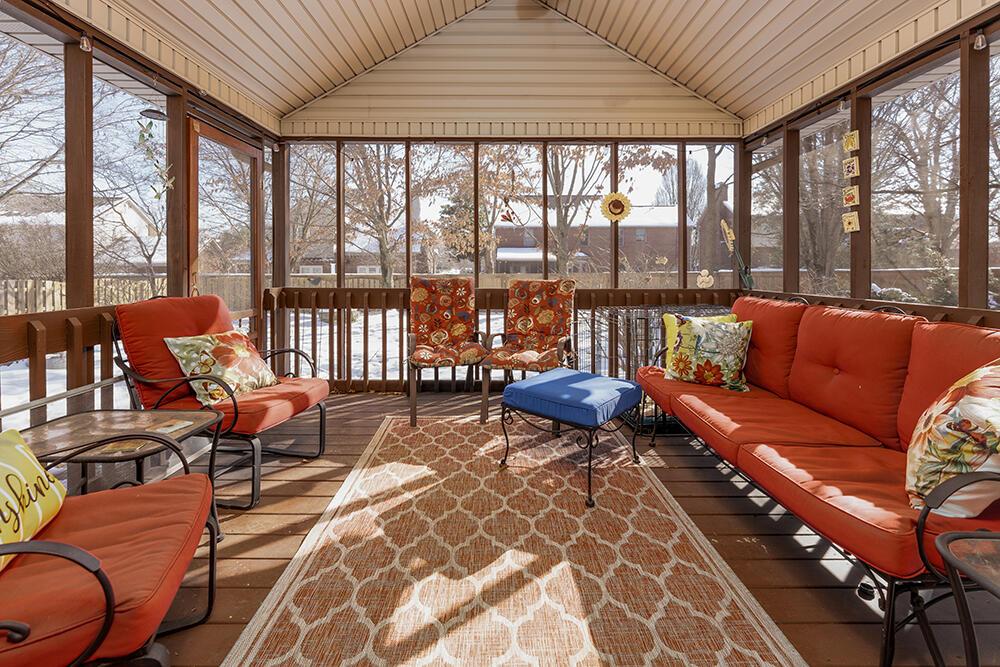 Higgens Ct, Lexington, KY 40513