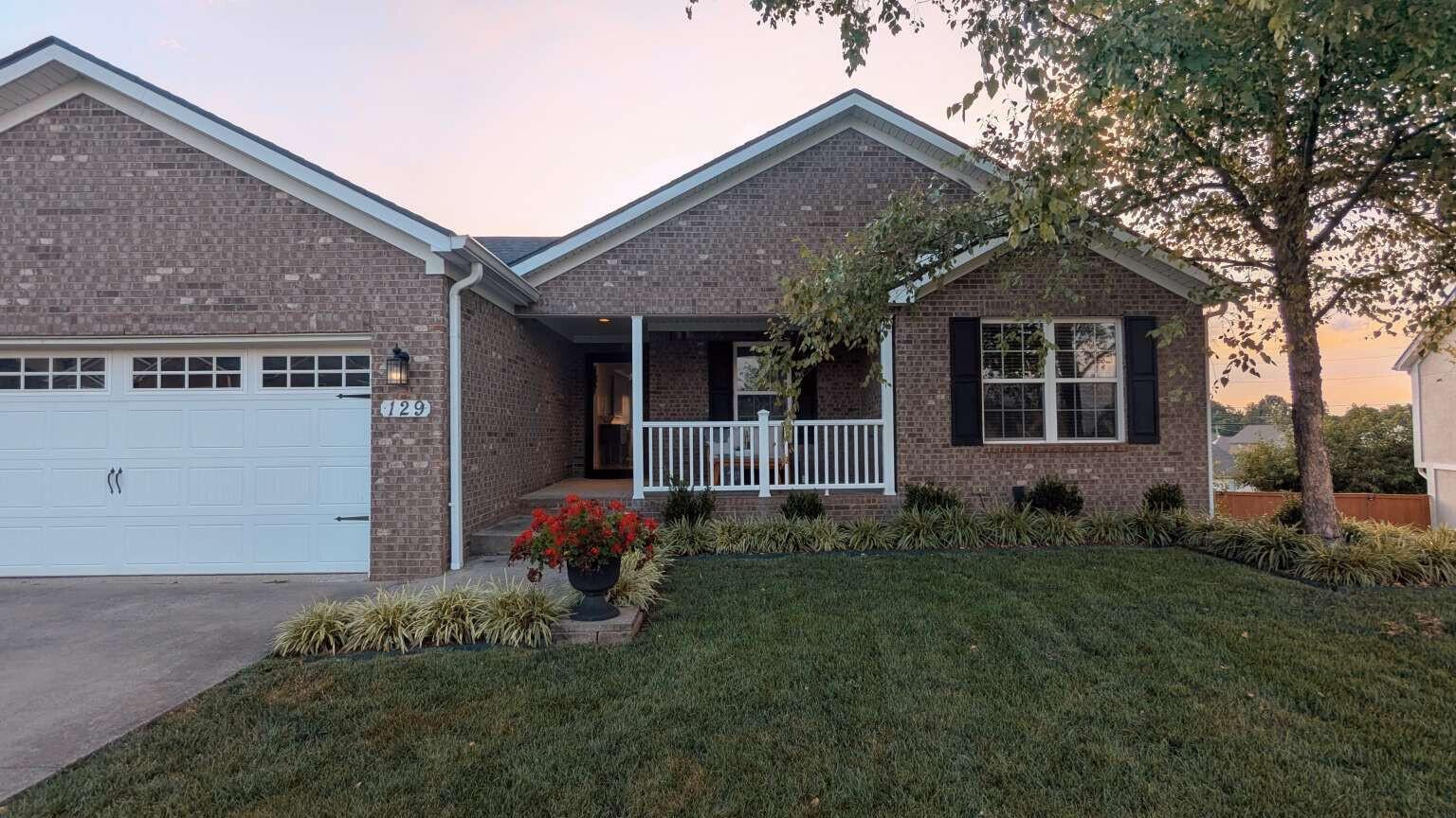 Mcpeek Pl, Nicholasville, KY 40356
