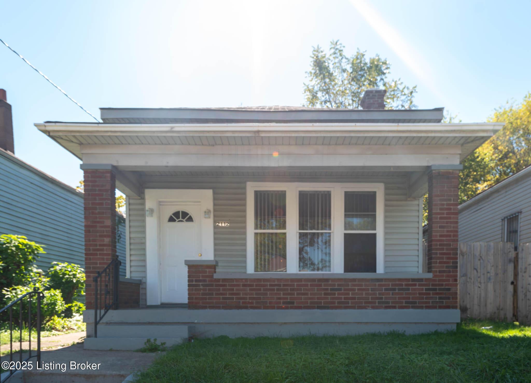 W Madison St, Louisville, KY 40211