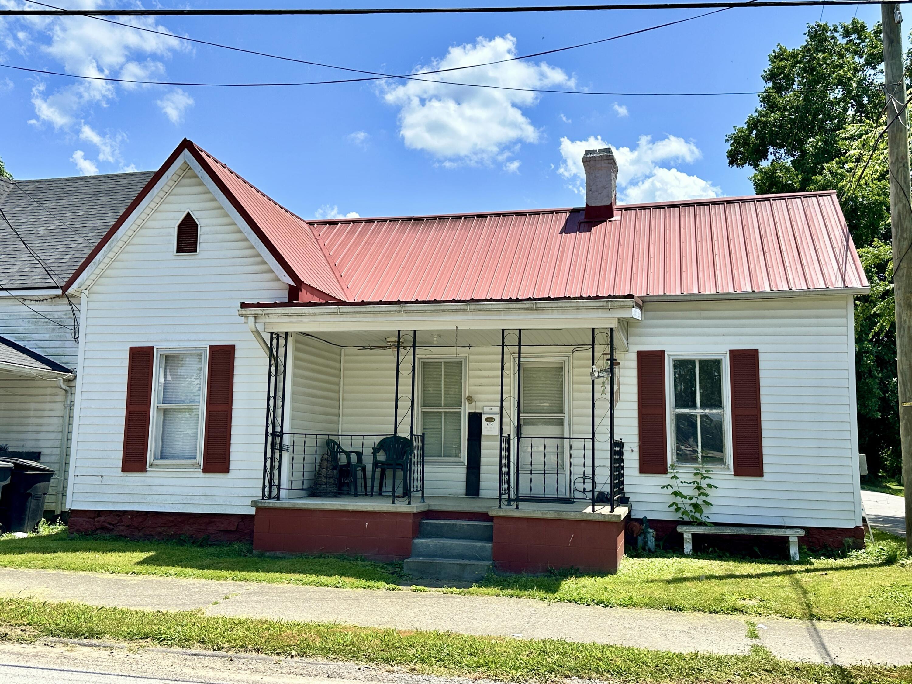E 2nd St, Augusta, KY 41002