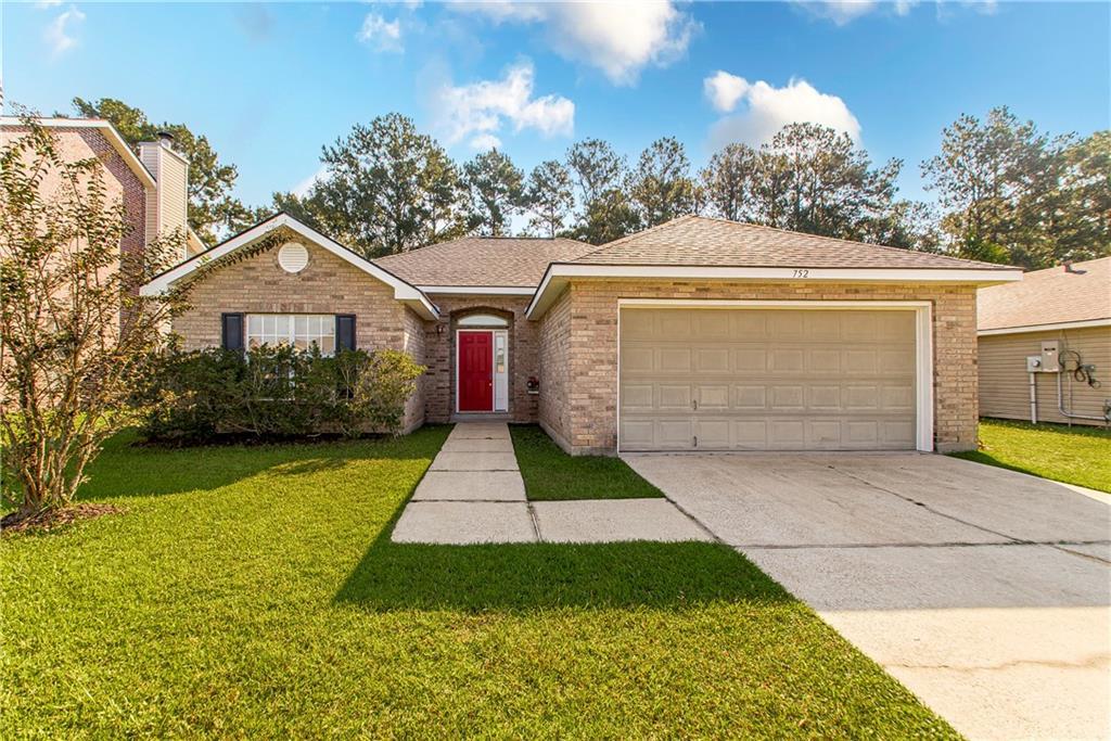Simpson Way, Covington, LA 70435