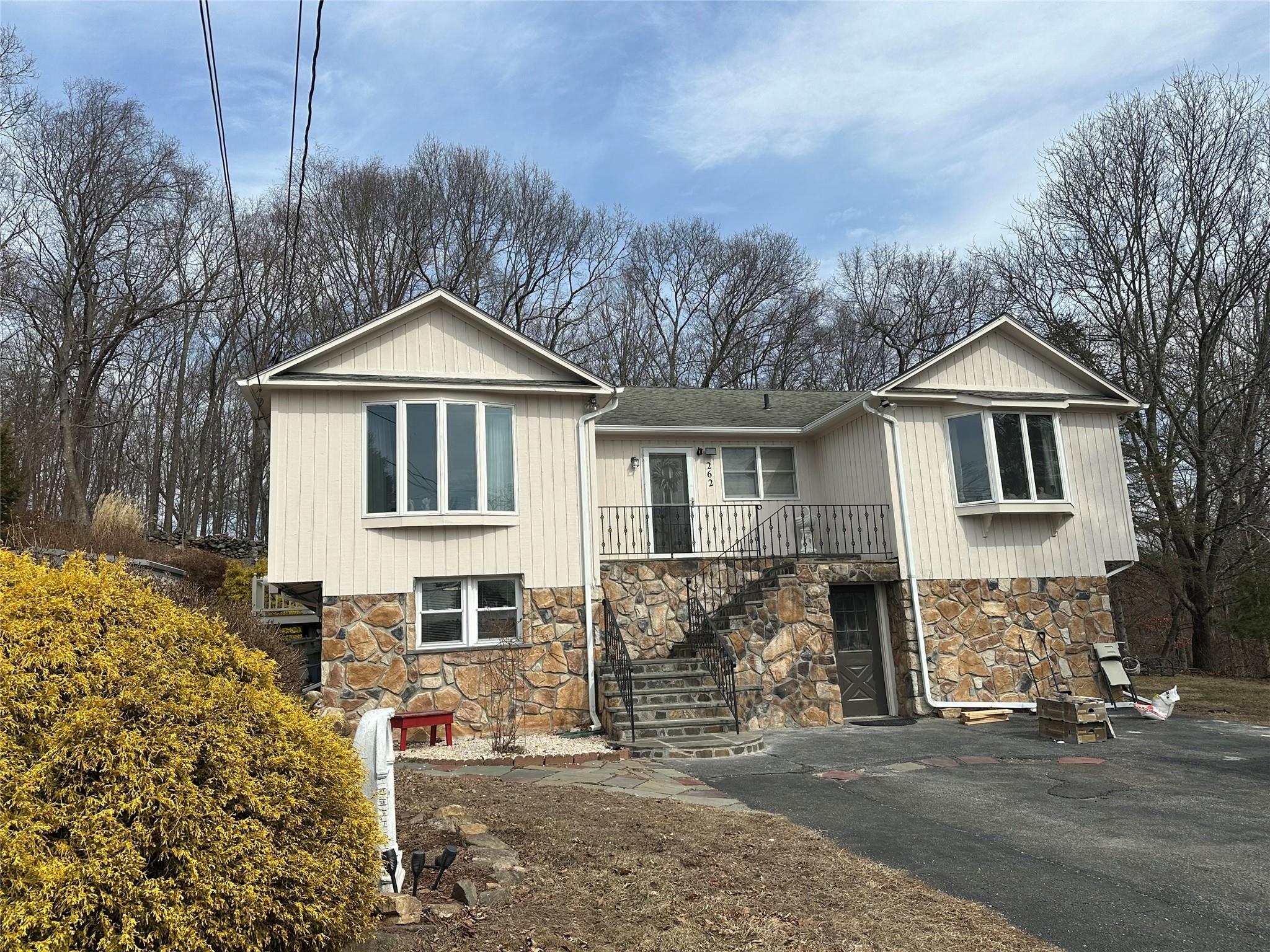Shear Hill Rd, Mahopac, NY 10541