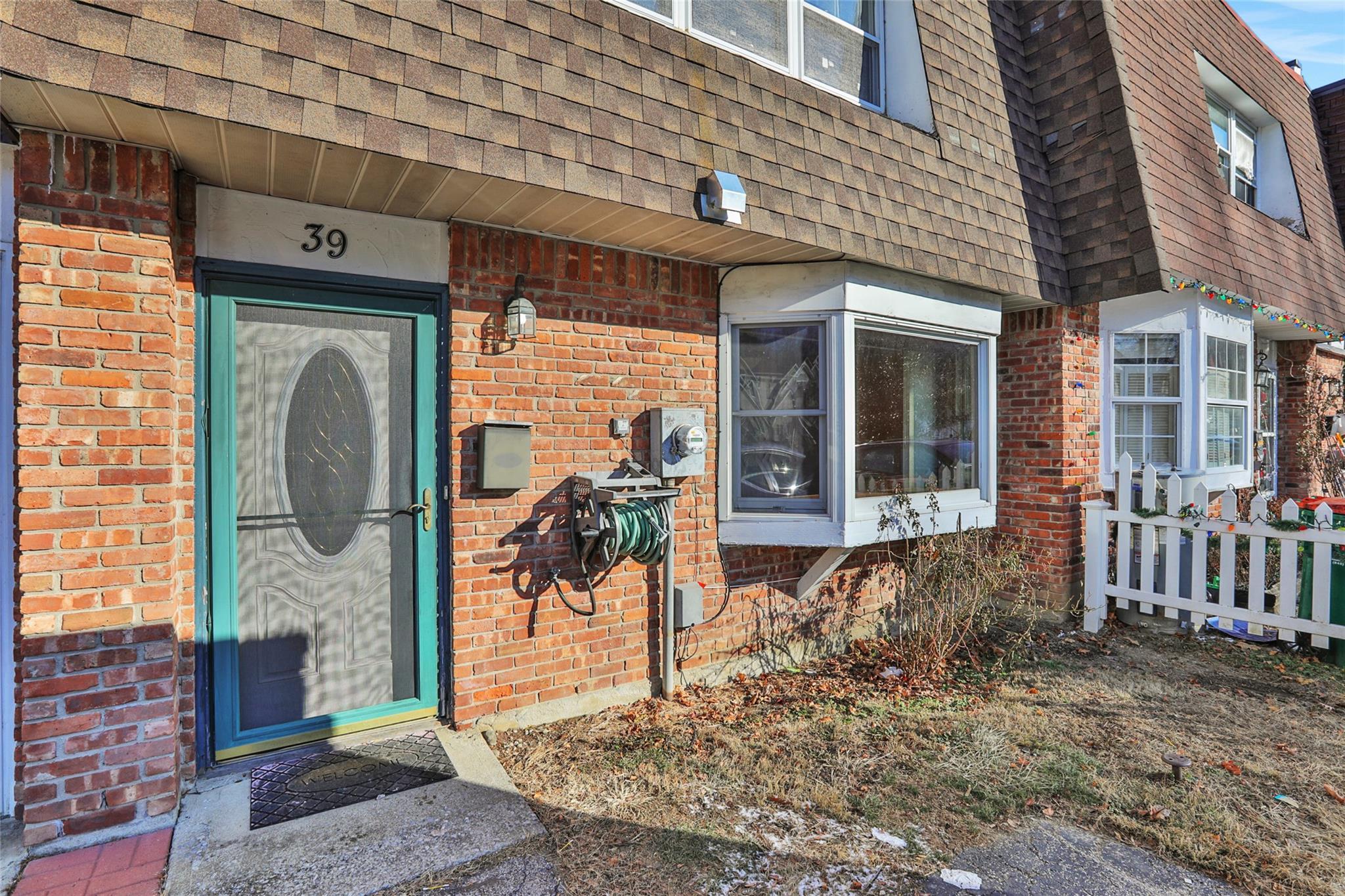 Roundtree Ct, Beacon, NY 12508