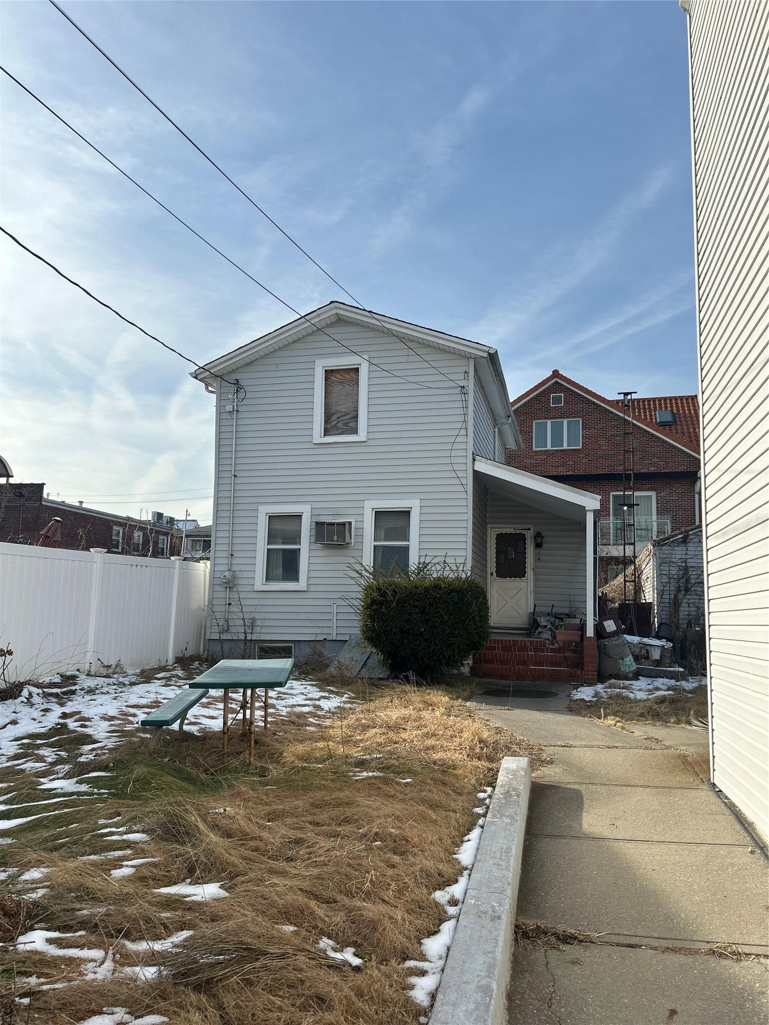 127th St, College Point, NY 11356
