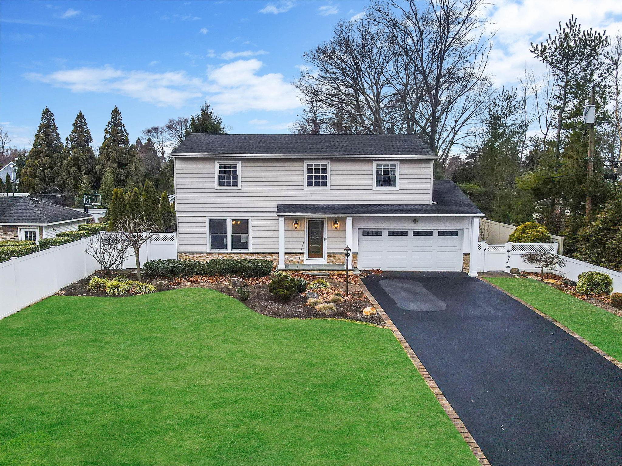 Newton Rd, Hauppauge, NY 11788