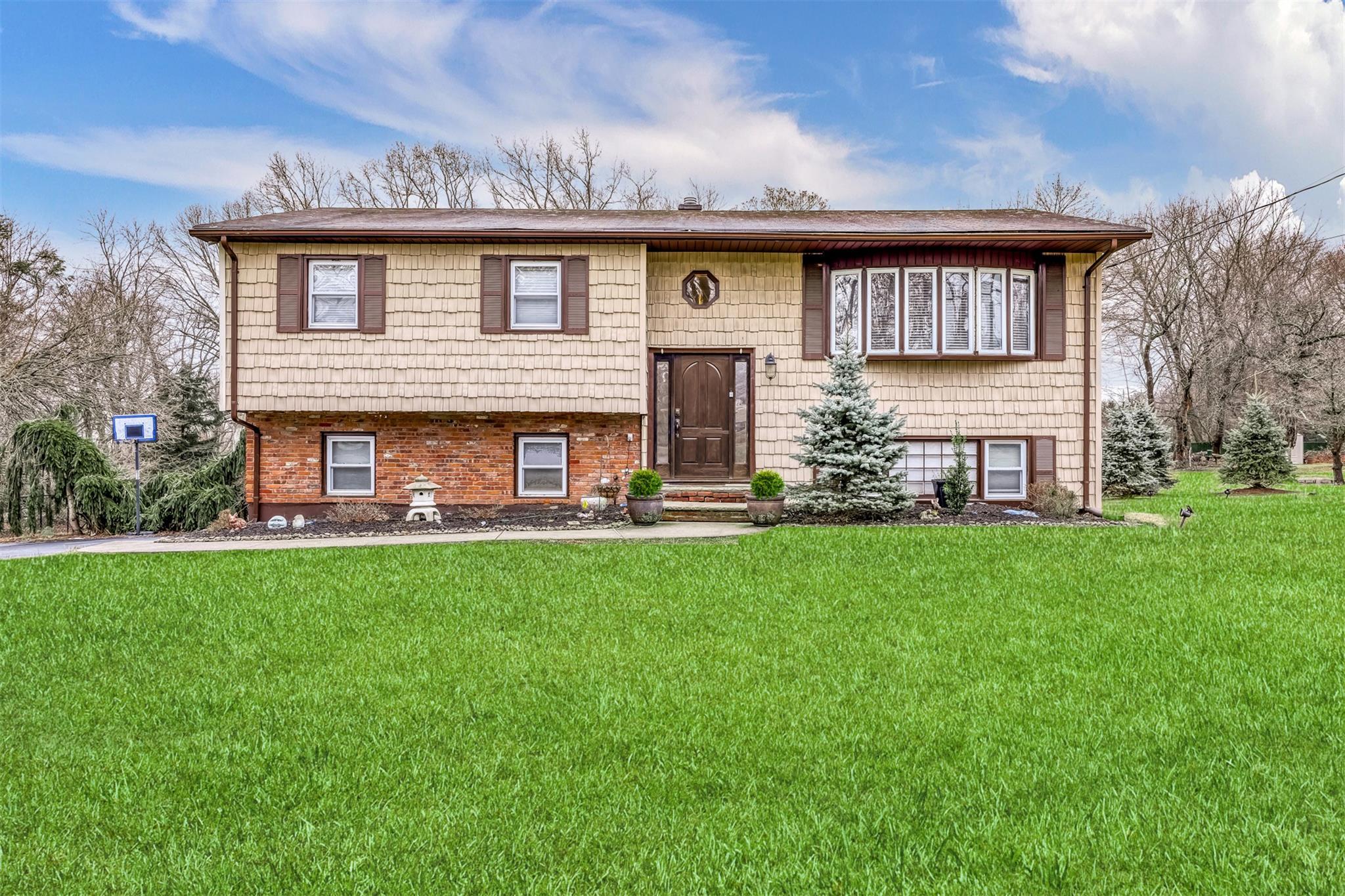 Ackerman Ave, Airmont, NY 10901