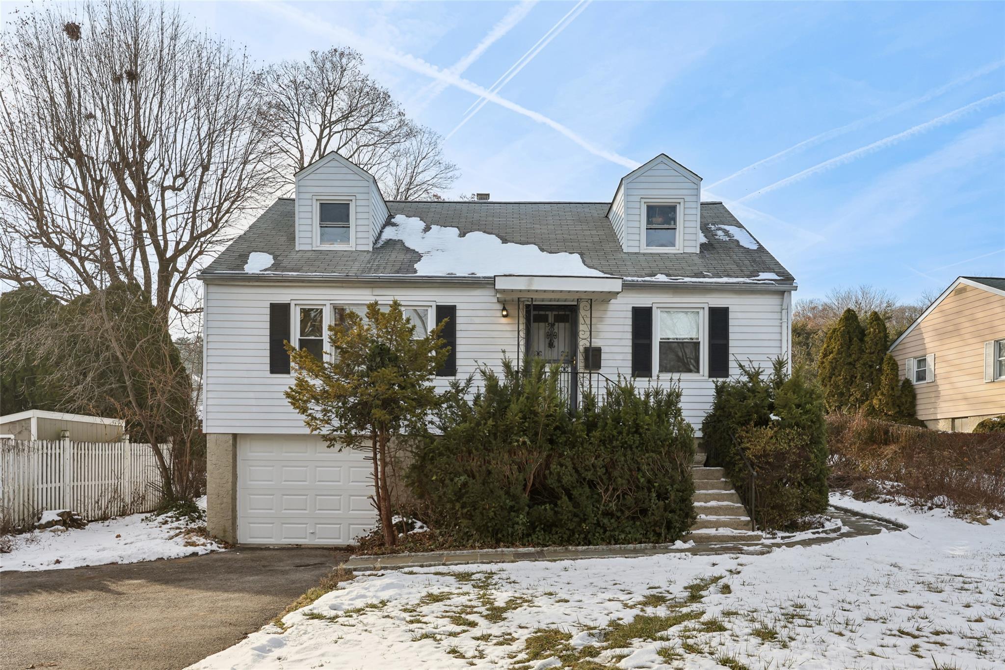 Farragut Pkwy, Hastings On Hudson, NY 10706