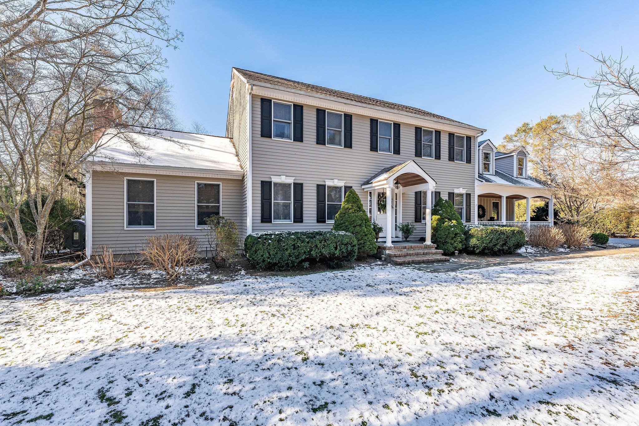 Aldrich Ln, Laurel, NY 11948