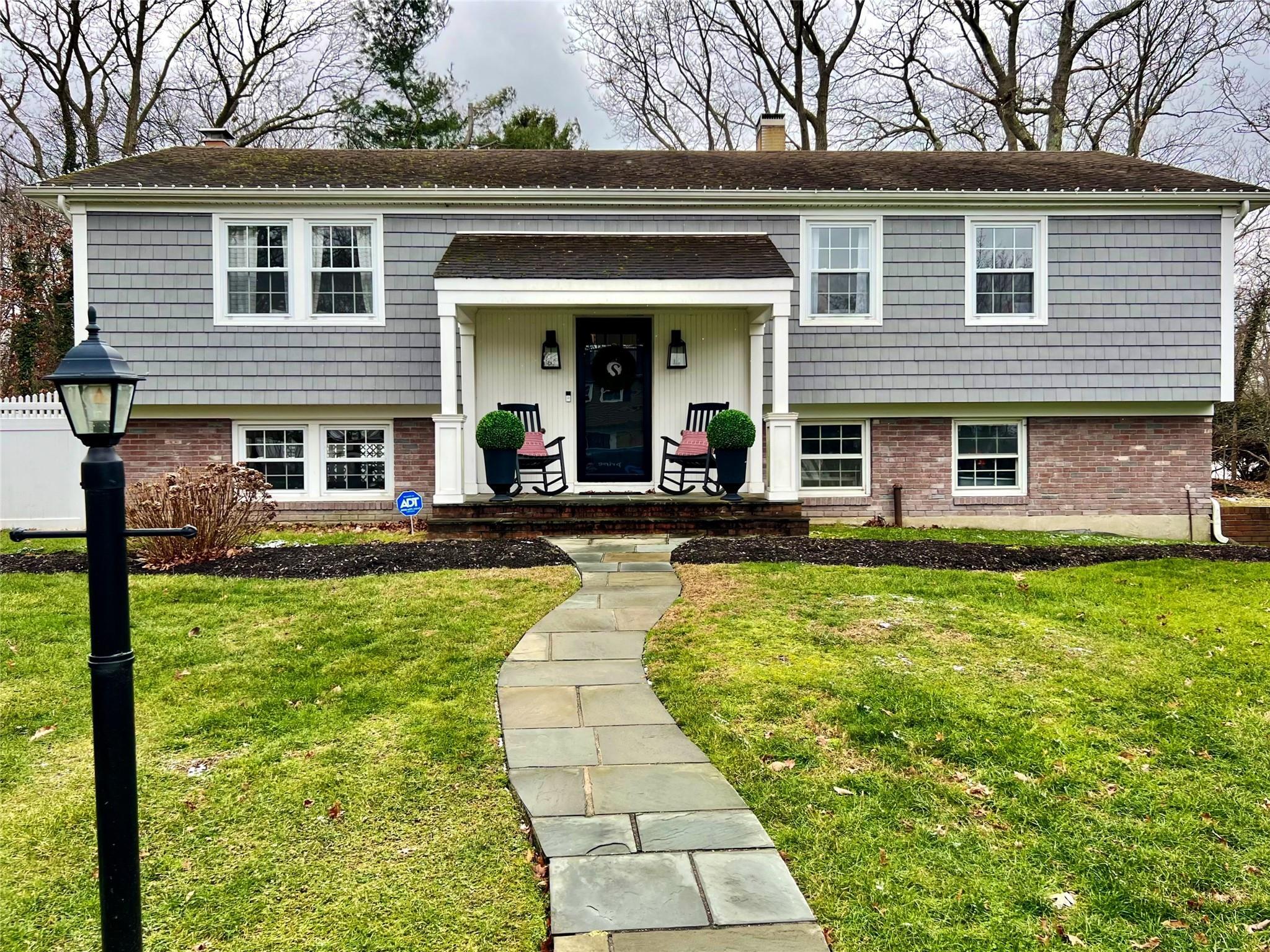 Franko Ln, Setauket, NY 11733