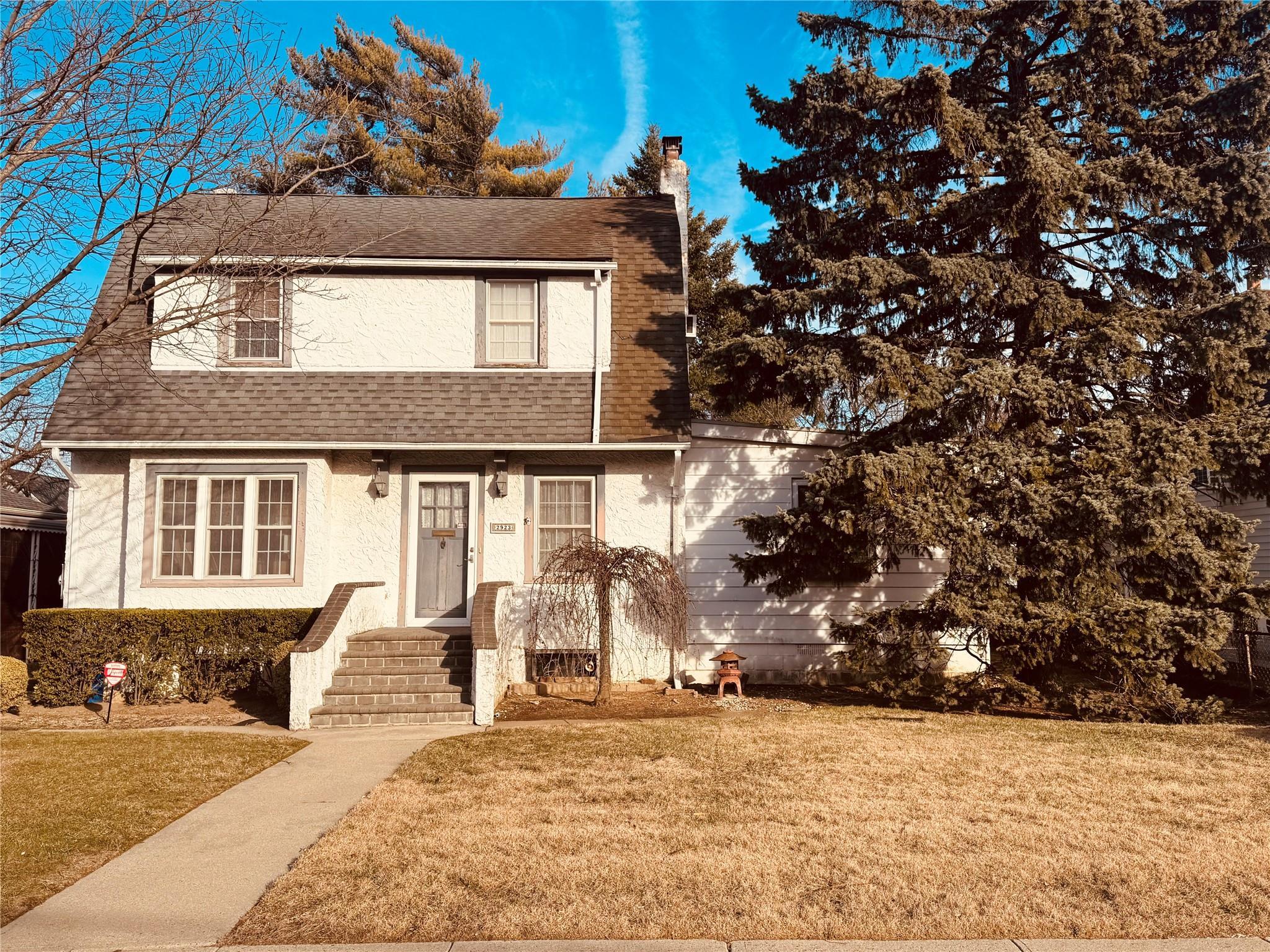 Carnation Ave, Baldwin, NY 11510