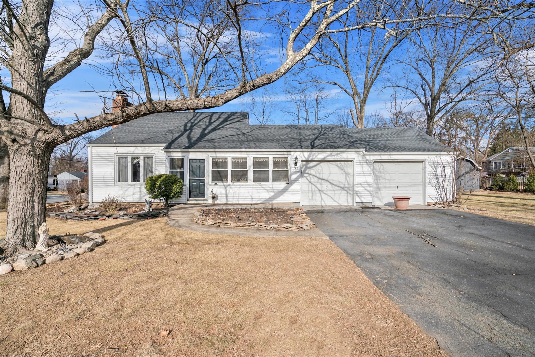 W Prospect St, Nanuet, NY 10954