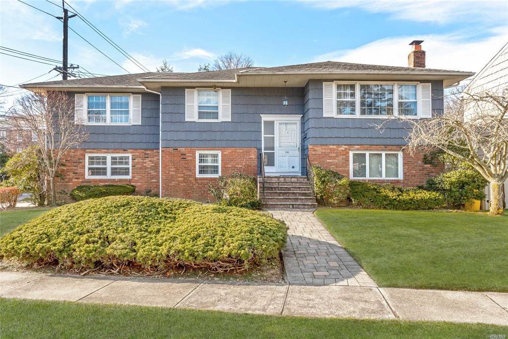 Fir Ln, Woodmere, NY 11598