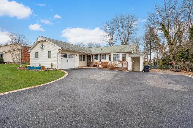 Cedar Rd, East Northport, NY 11731