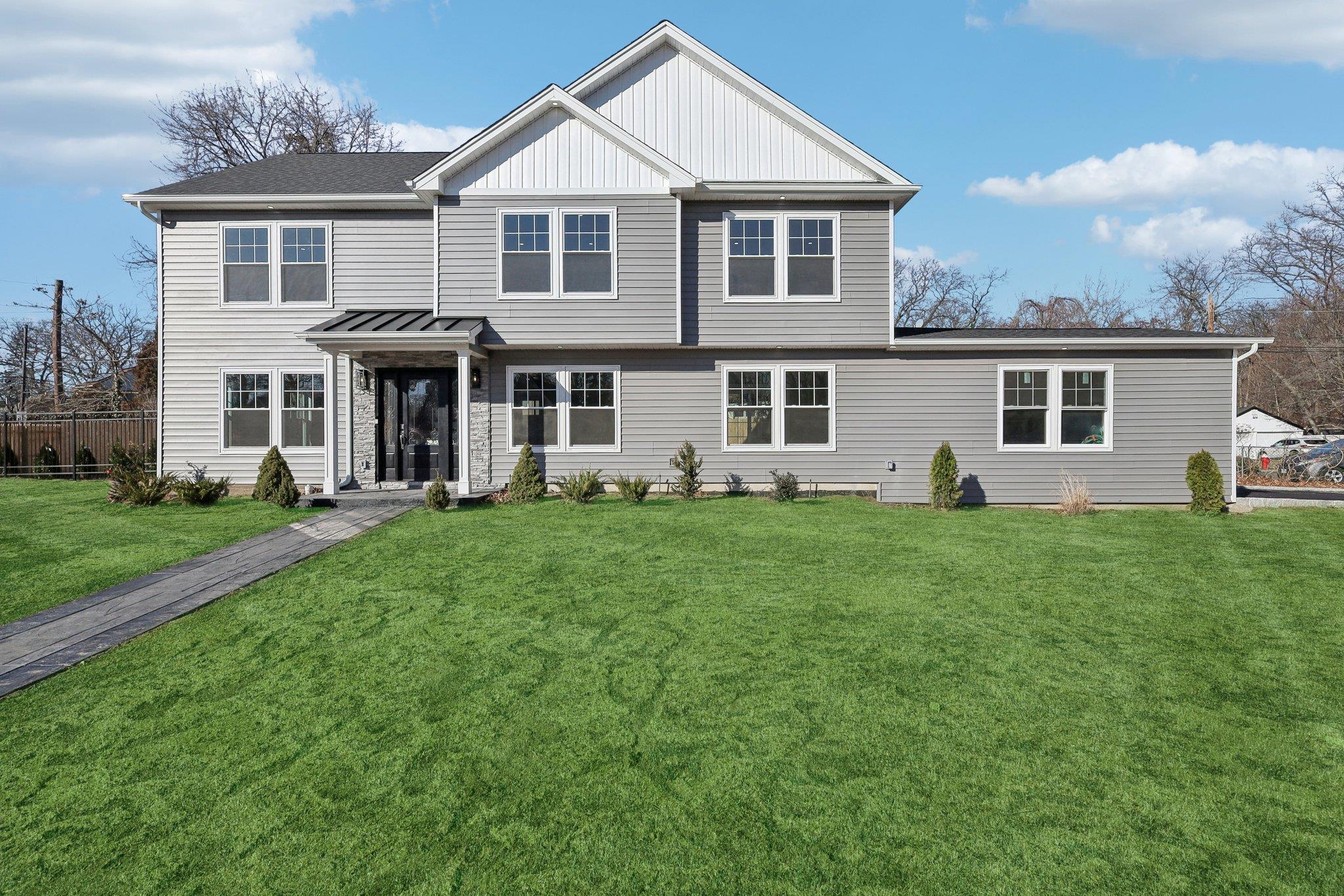 Nightingale Rd, West Hempstead, NY 11552