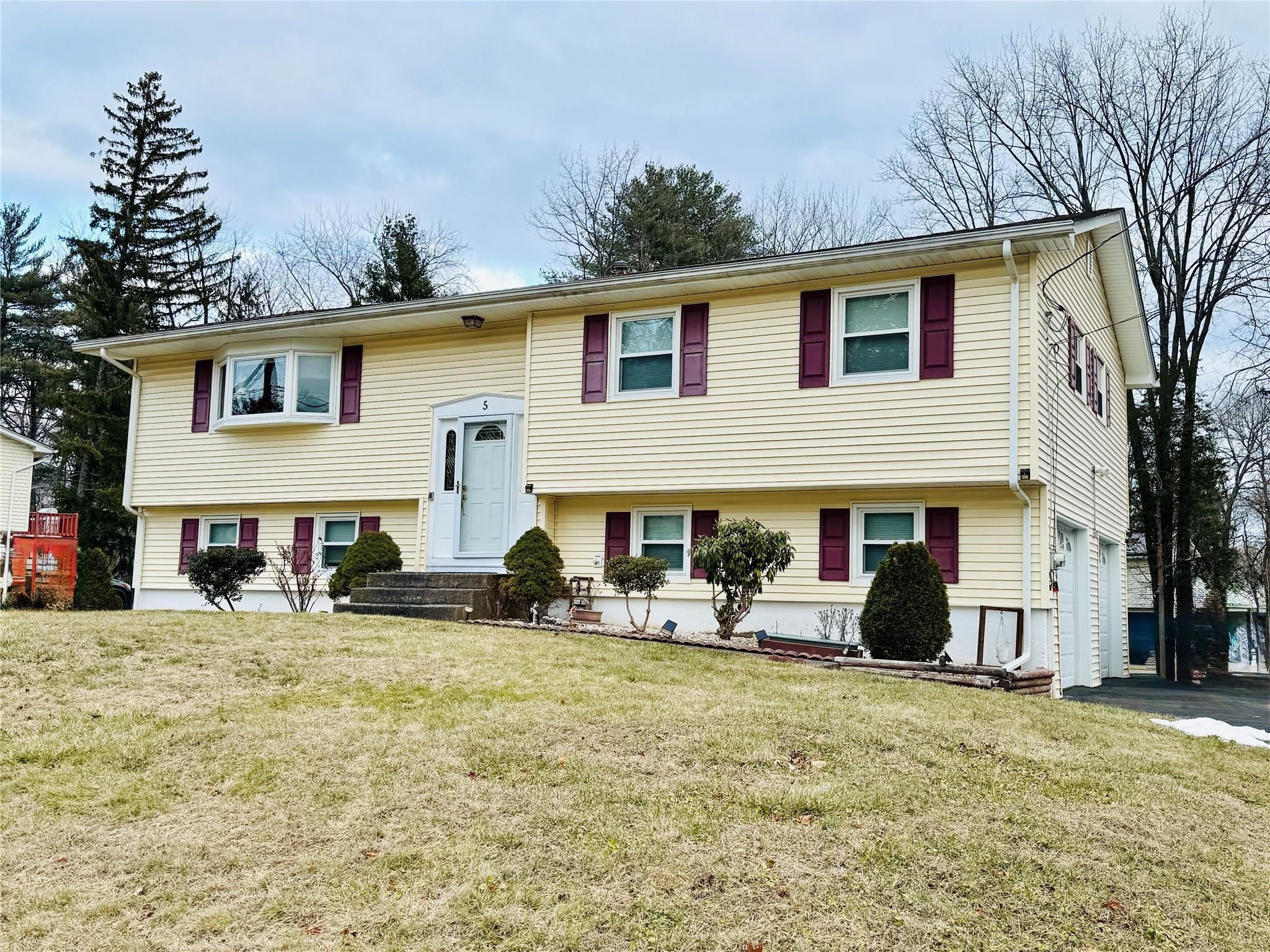 Inland Rd, New City, NY 10956