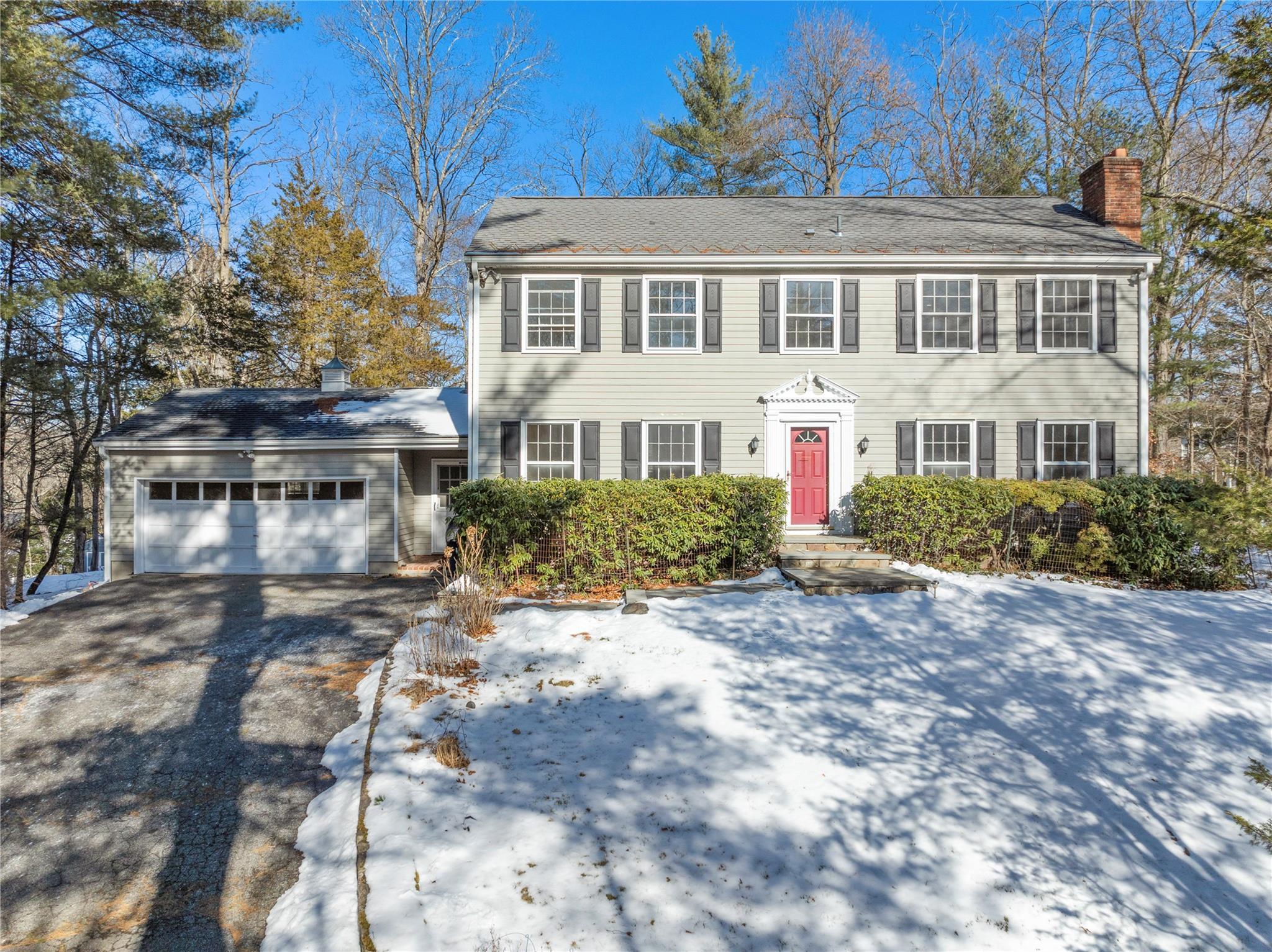 Crow Hill Rd, Mount Kisco, NY 10549