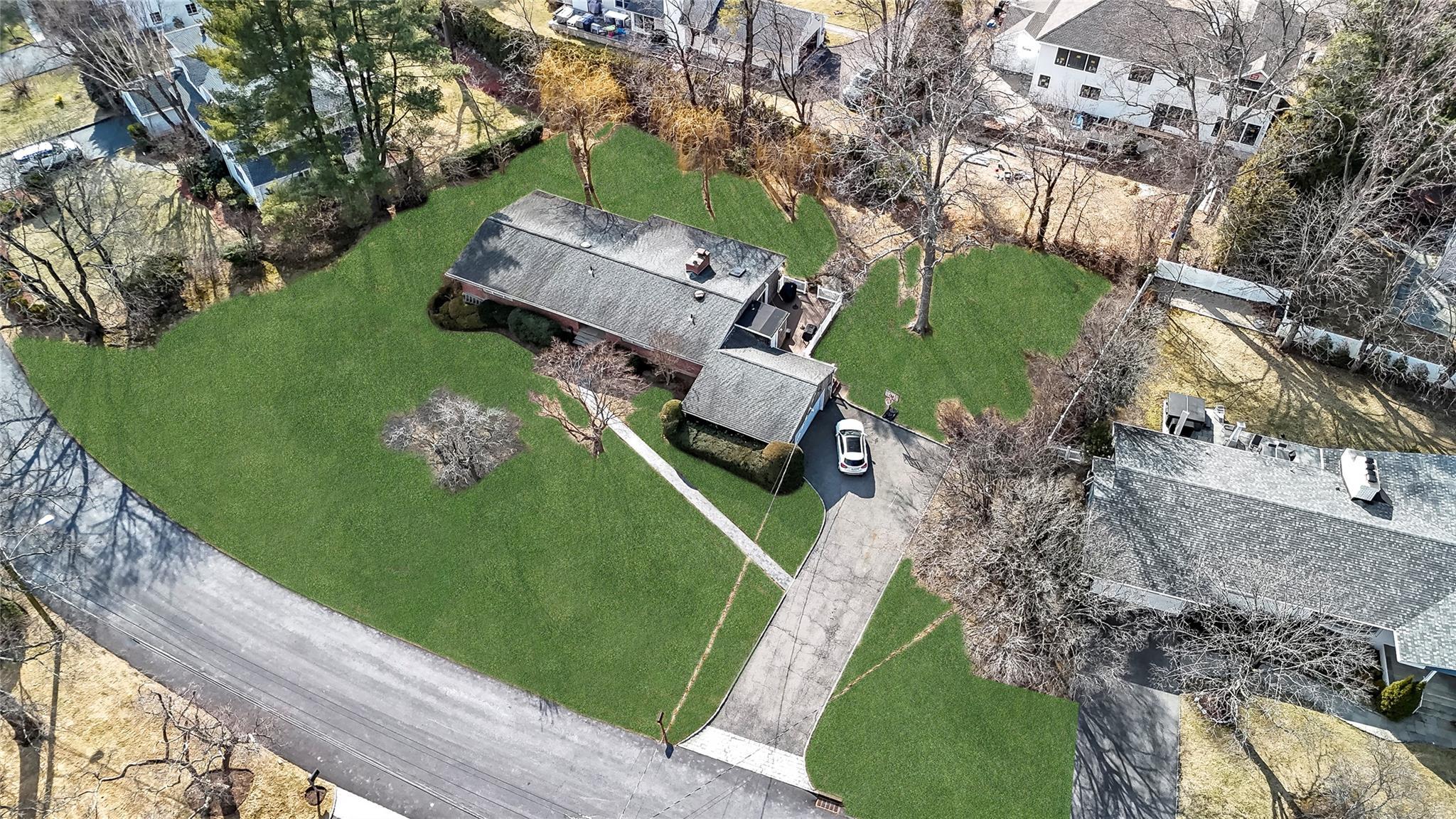 Wagon Wheel Rd, Mamaroneck, NY 10543