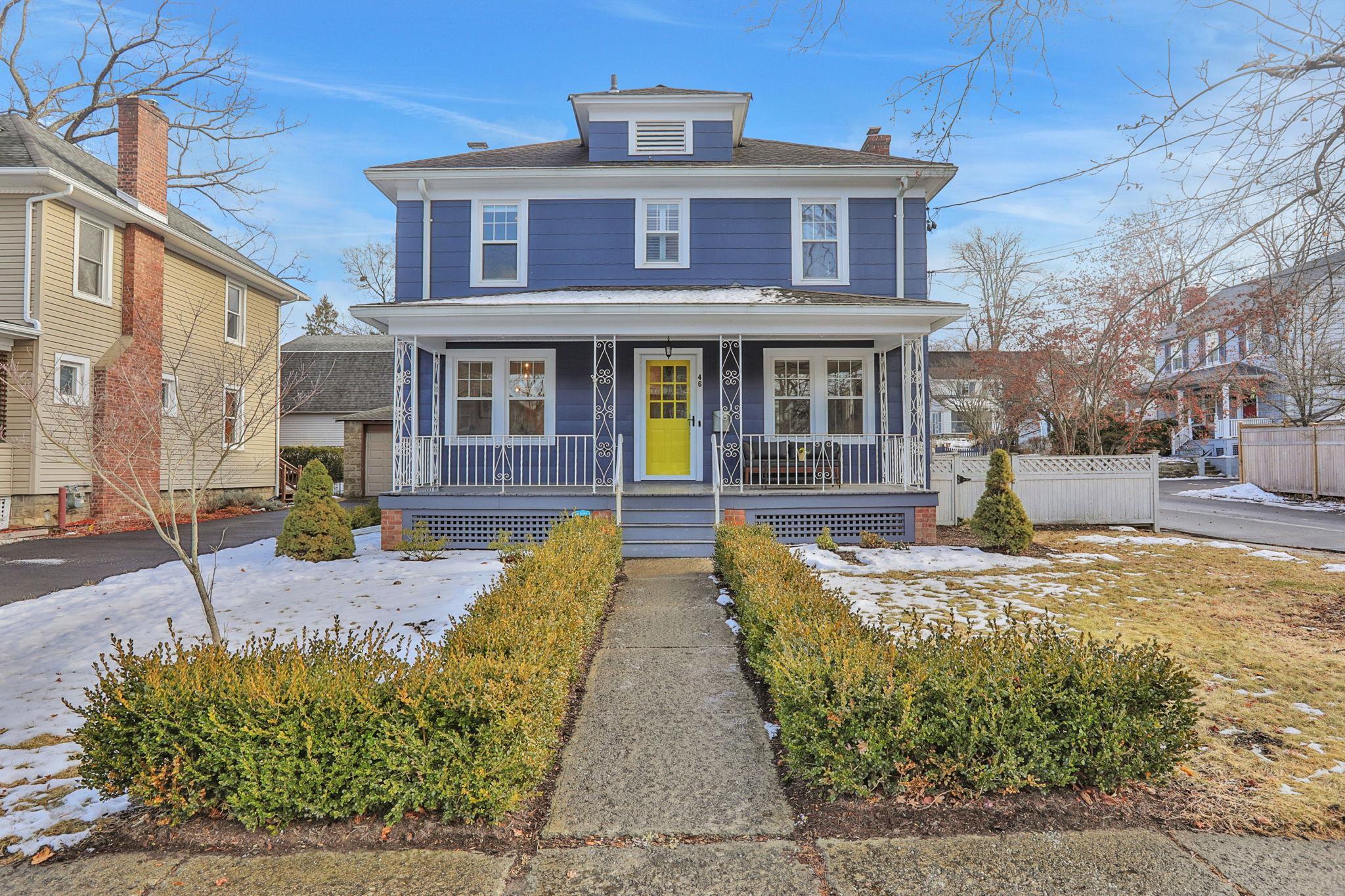 Lounsbury Pl, Kingston, NY 12401