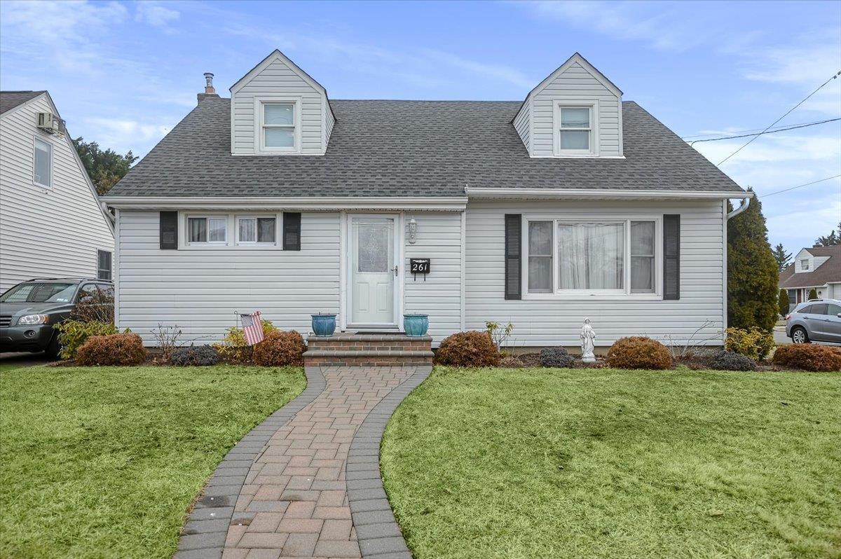 Wheeler Ave, Valley Stream, NY 11580