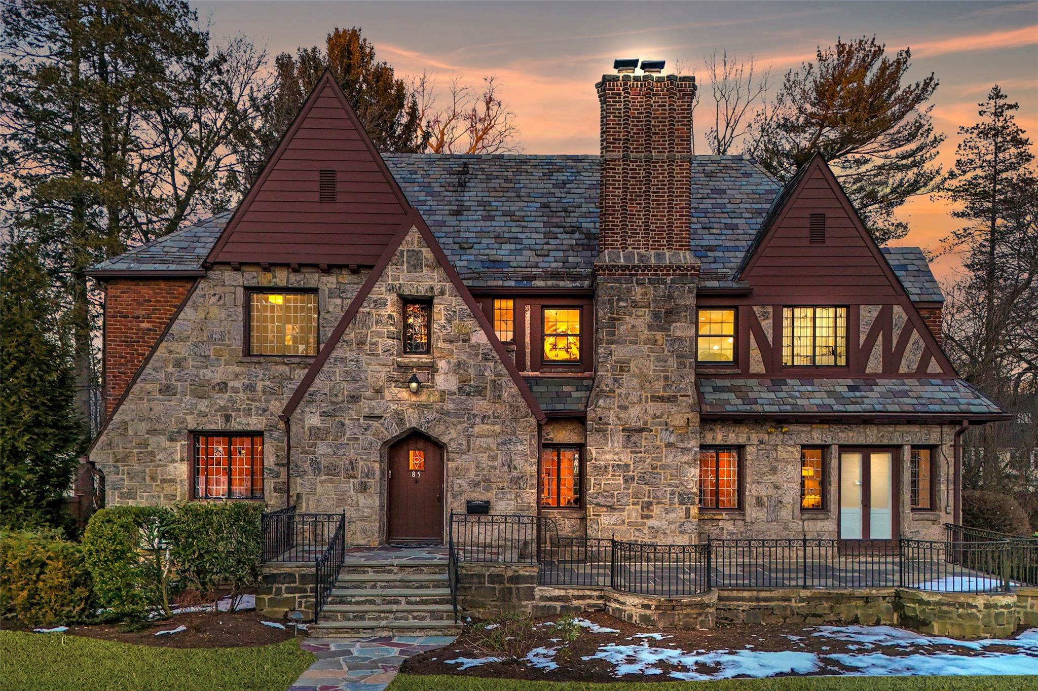 Verdun Ave, New Rochelle, NY 10804