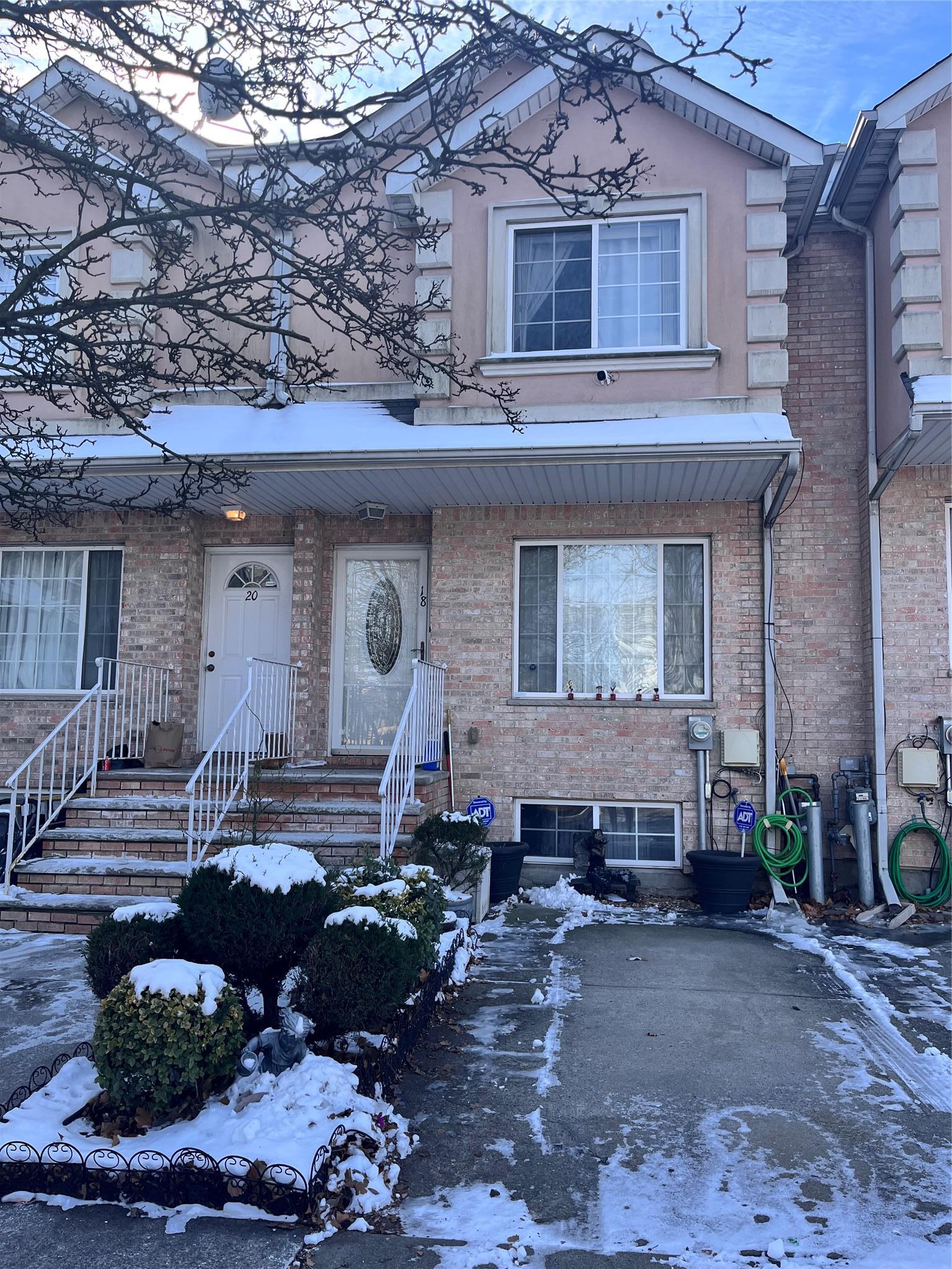 Calcagno Ct, Staten Island, NY 10314
