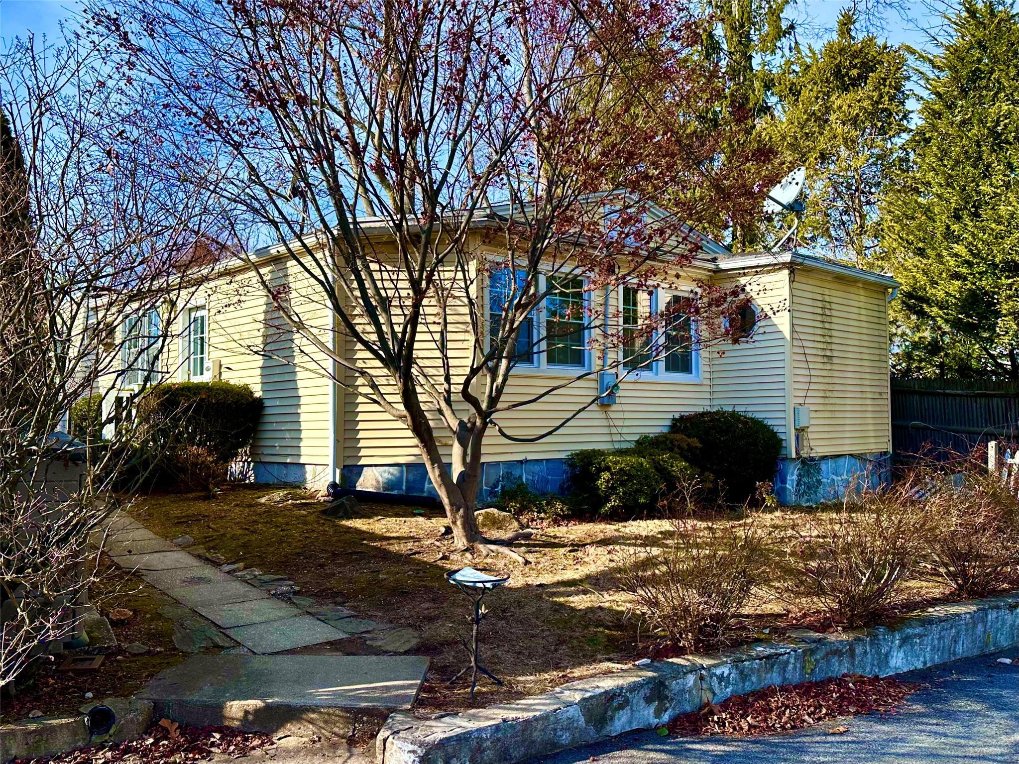 Tyler Cir, Rye, NY 10580