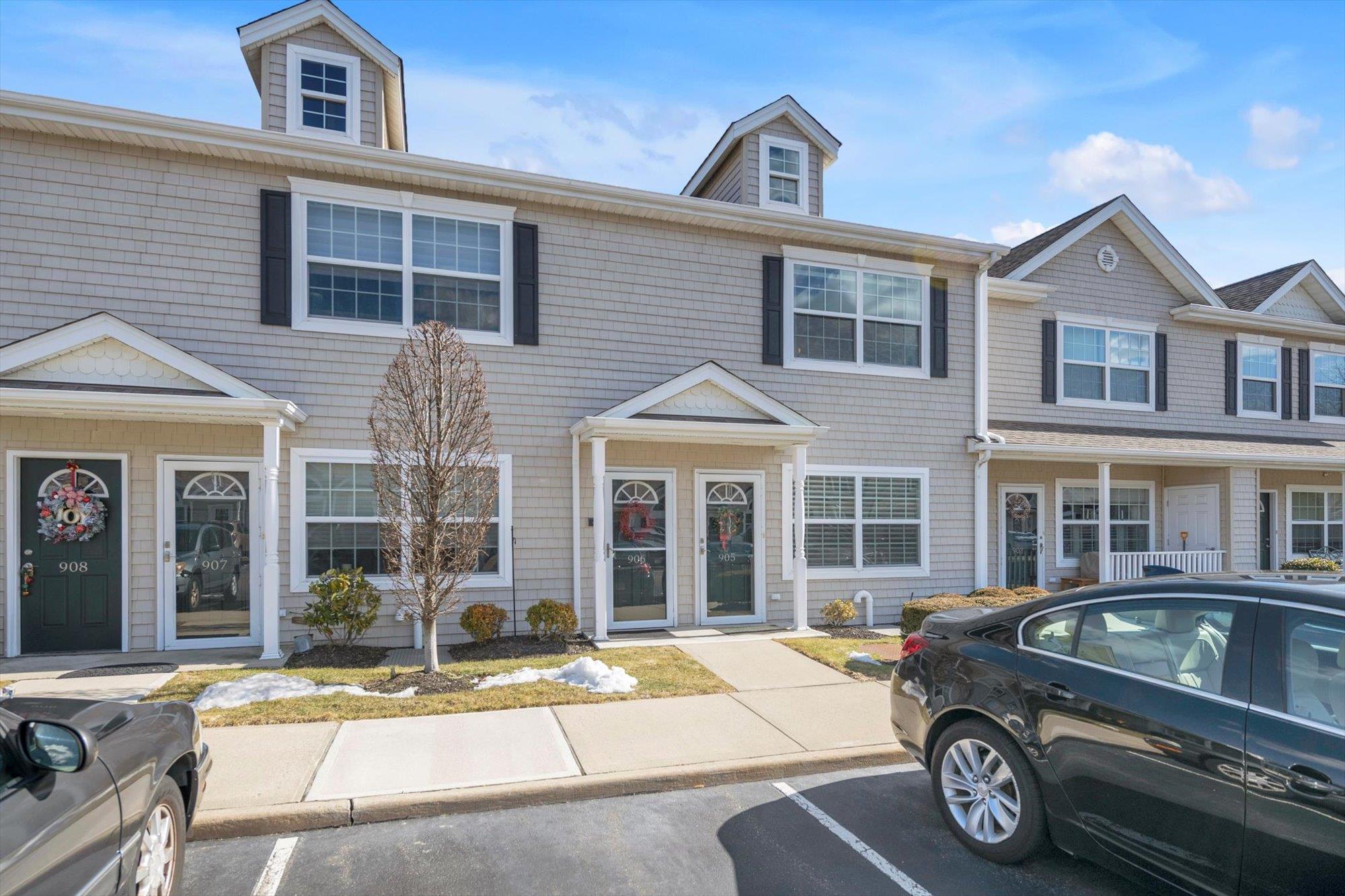 Willow Ln, Valley Stream, NY 11580
