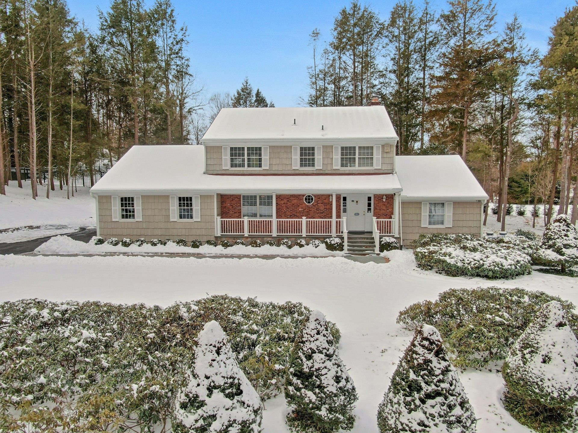 Grove Rd, Bedford, NY 10506