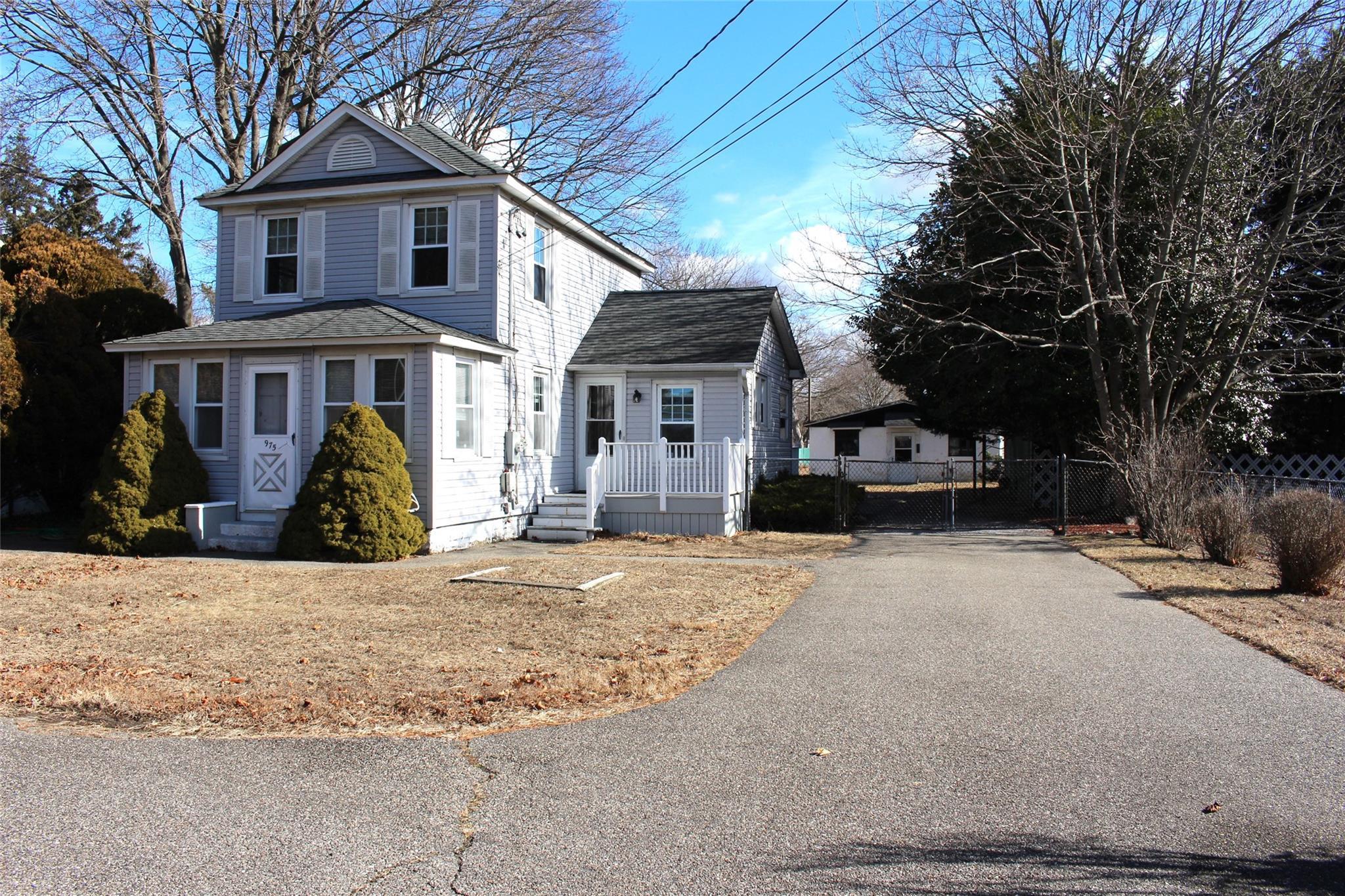 Locust Ave, Bohemia, NY 11716