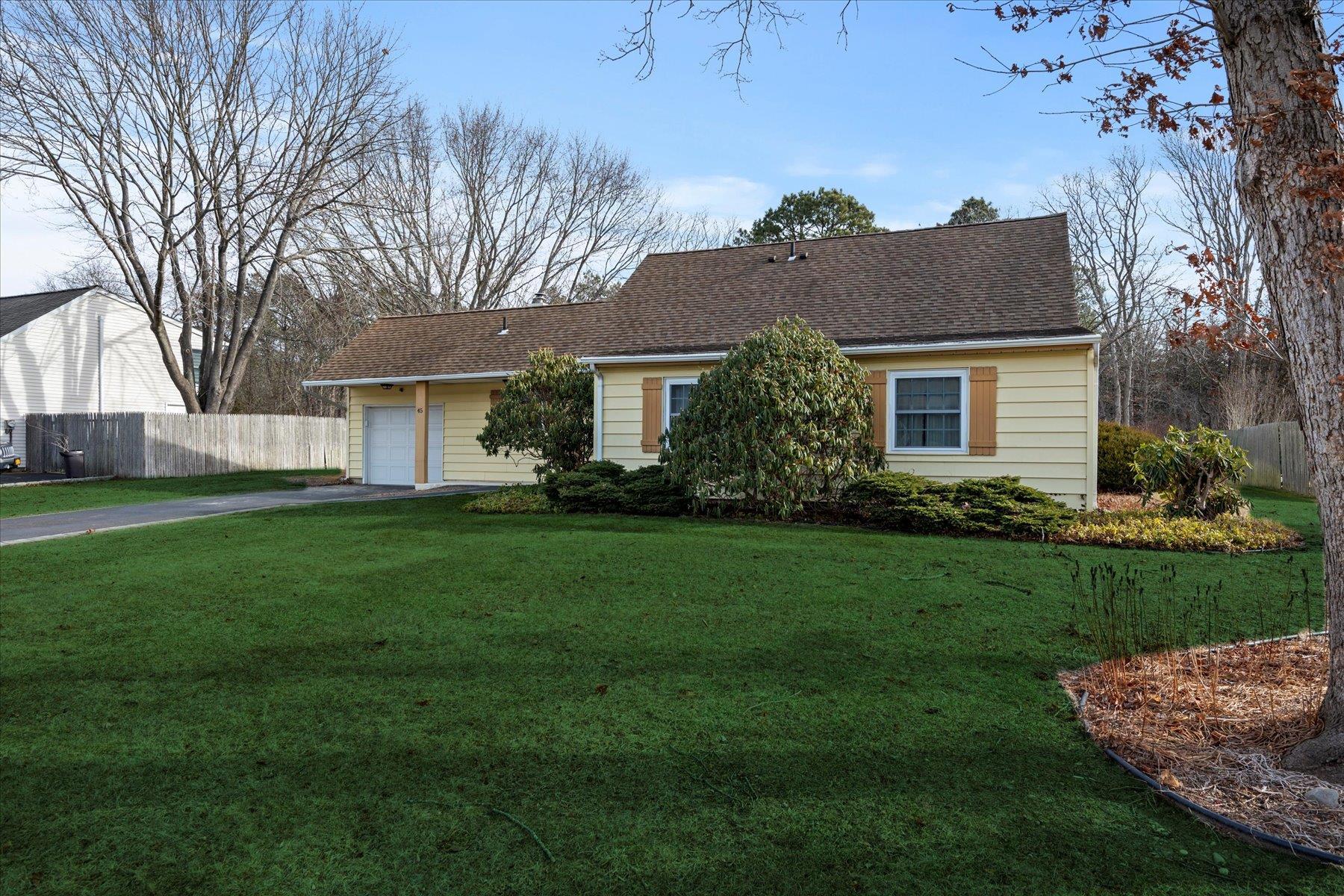 White Pine Way, Medford, NY 11763