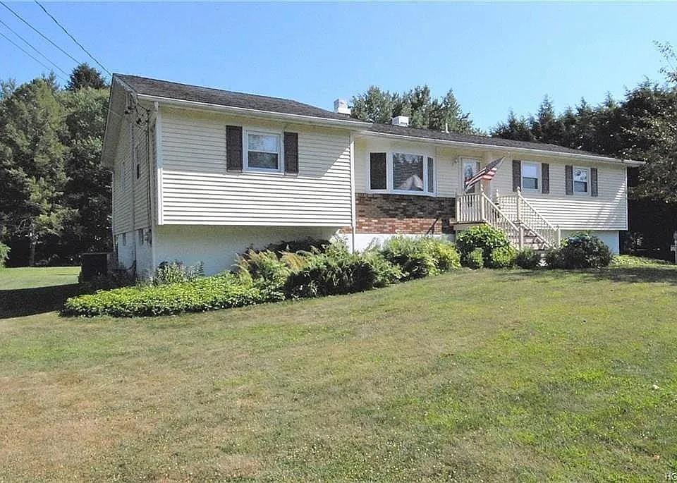 Potter Pl, Hopewell Junction, NY 12533