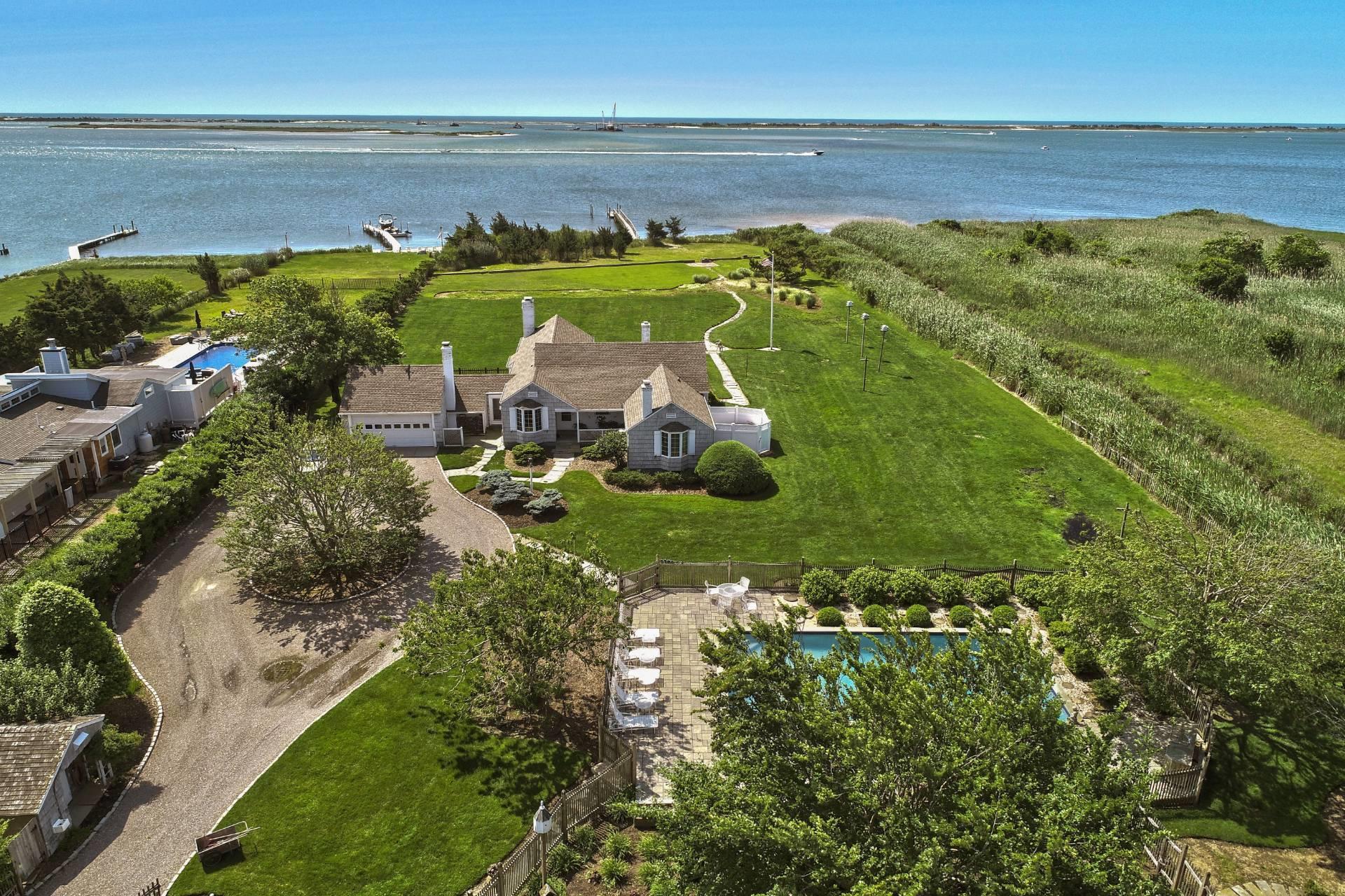 Tuthill Point Rd, East Moriches, NY 11940