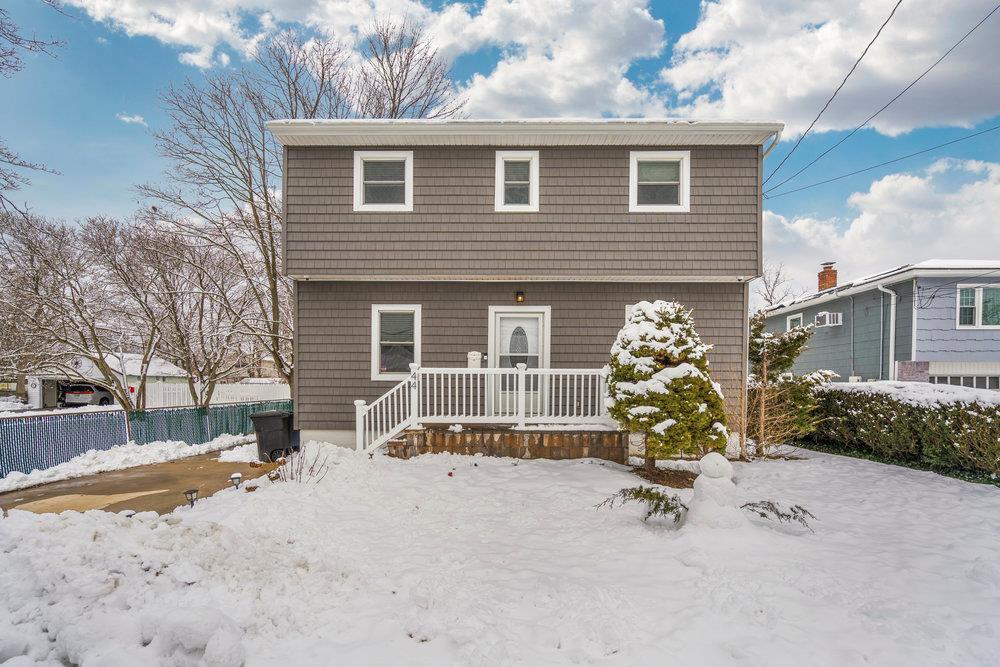 Lincoln Ave, Islip Terrace, NY 11752