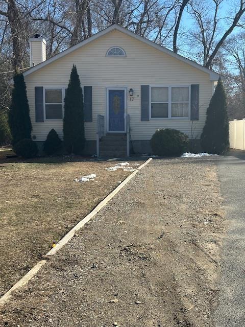 Flores Ln, Middle Island, NY 11953