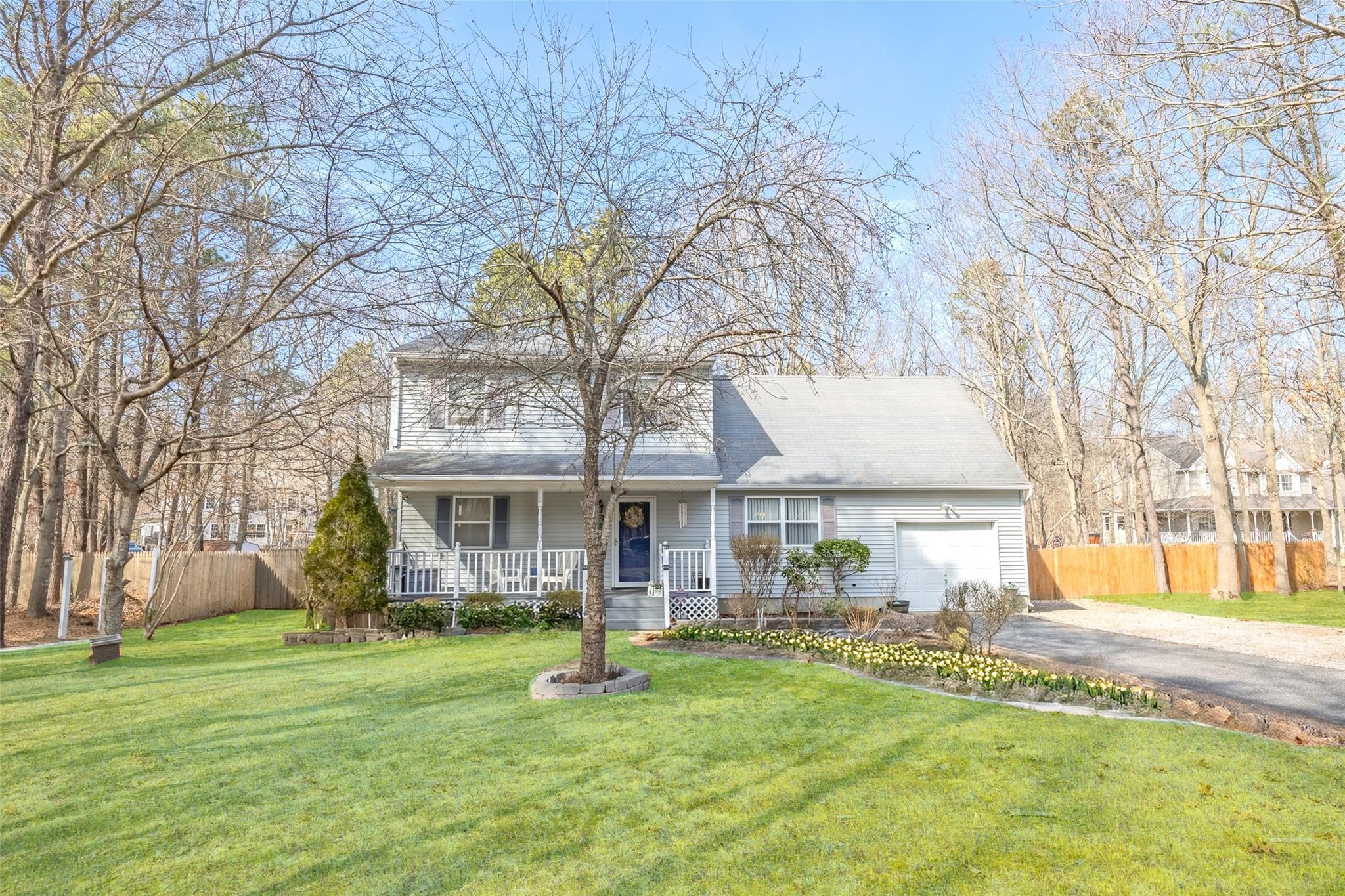 Jerusalem Hollow Rd, Manorville, NY 11949