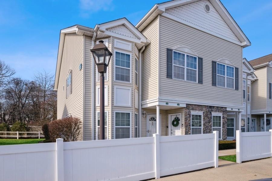 Spring Dr, East Meadow, NY 11554