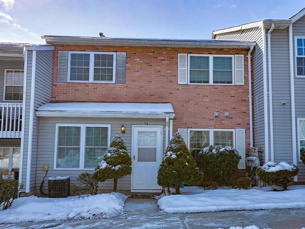 Jimal Dr, Middletown, NY 10940
