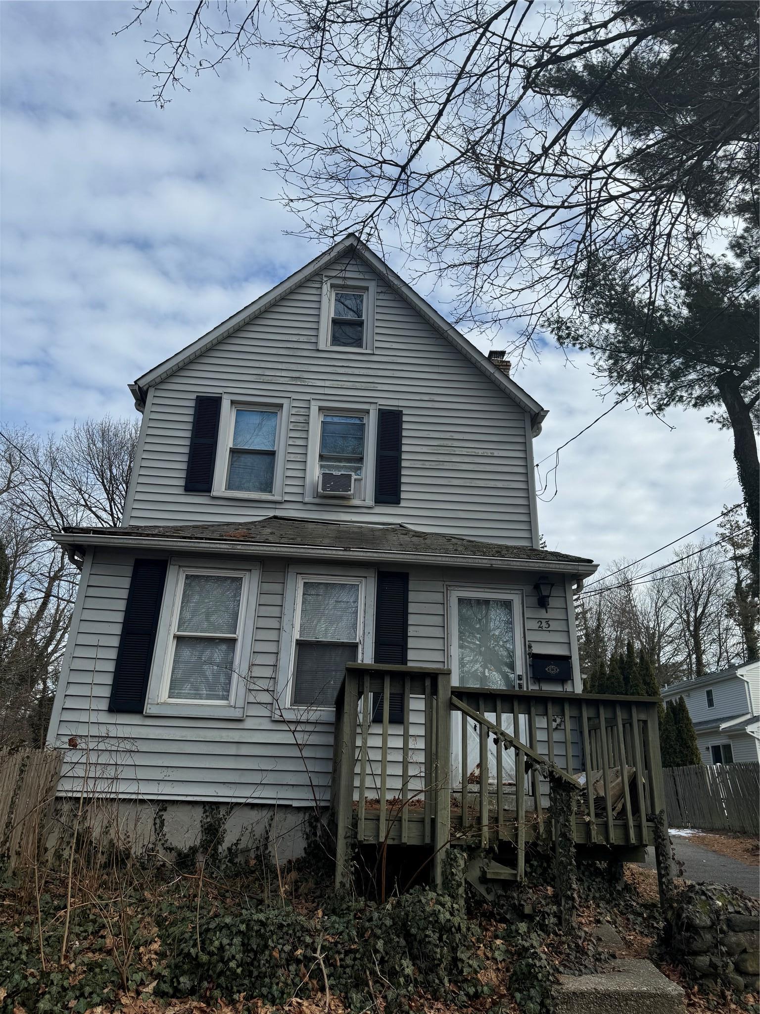 Virginia Ave, Huntington, NY 11743