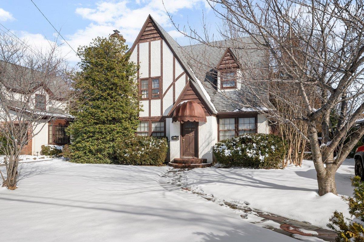 Westminster Rd, West Hempstead, NY 11552