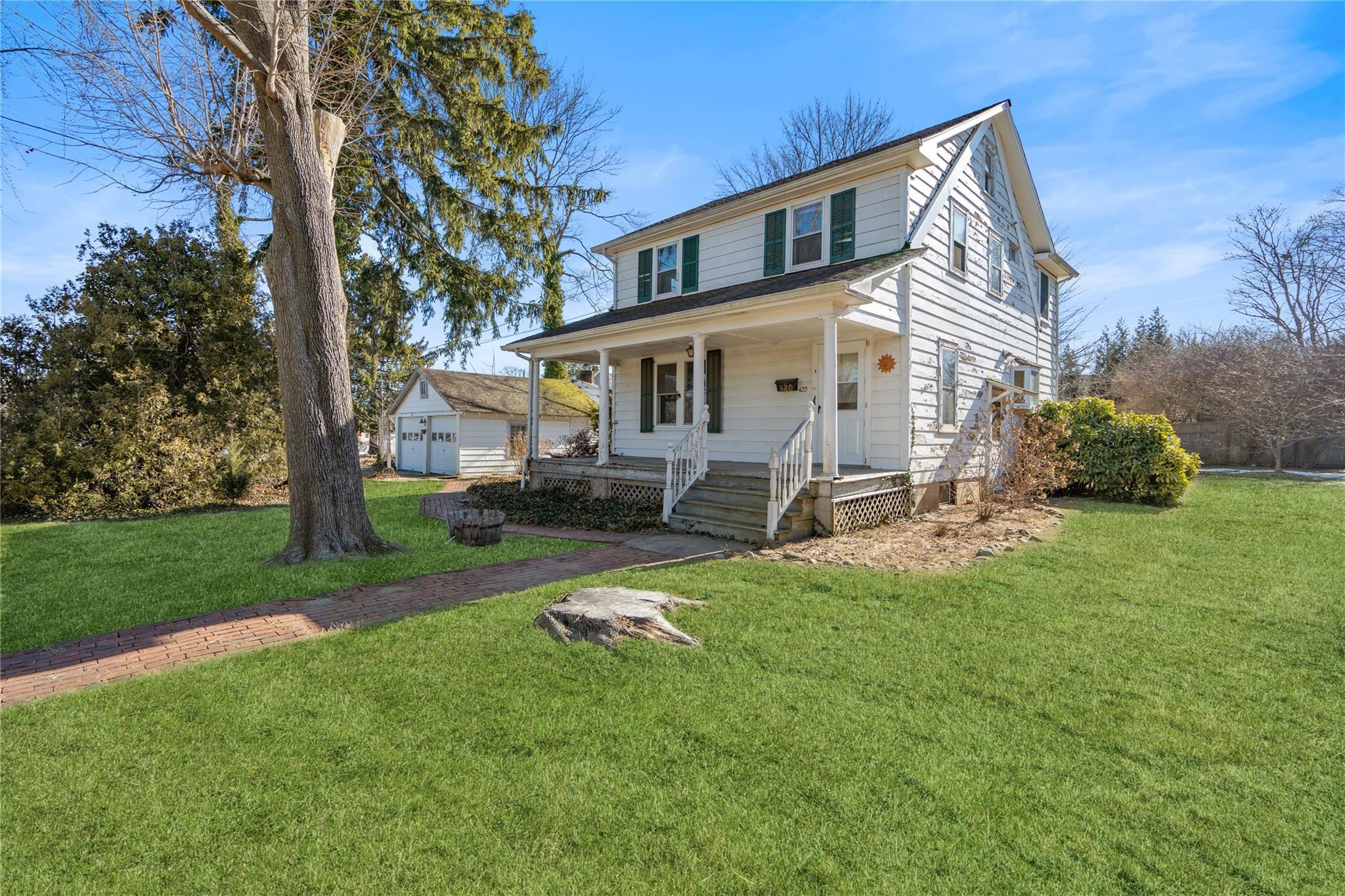 Moriches Rd, Saint James, NY 11780