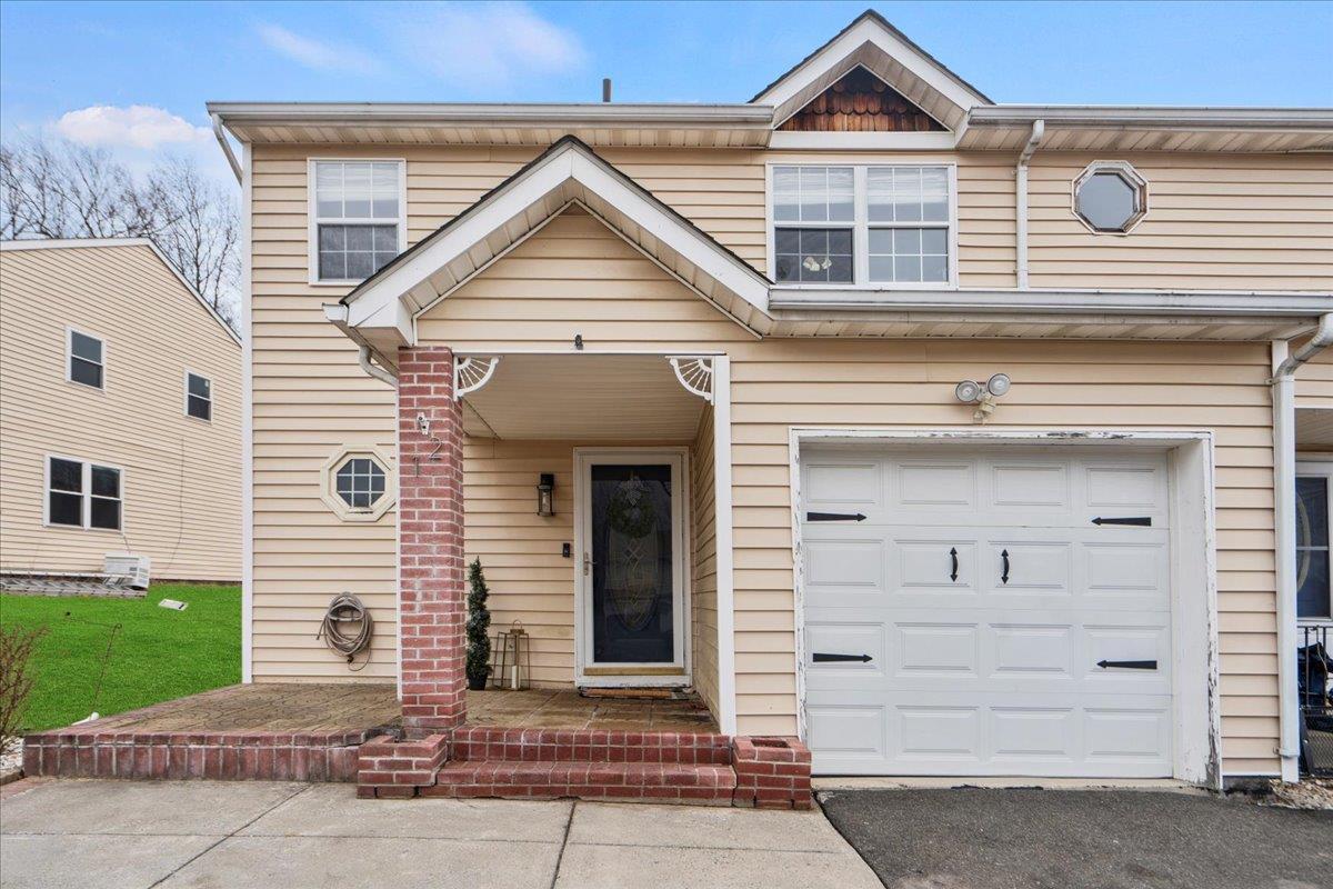 Franklin Pl, Washingtonville, NY 10992
