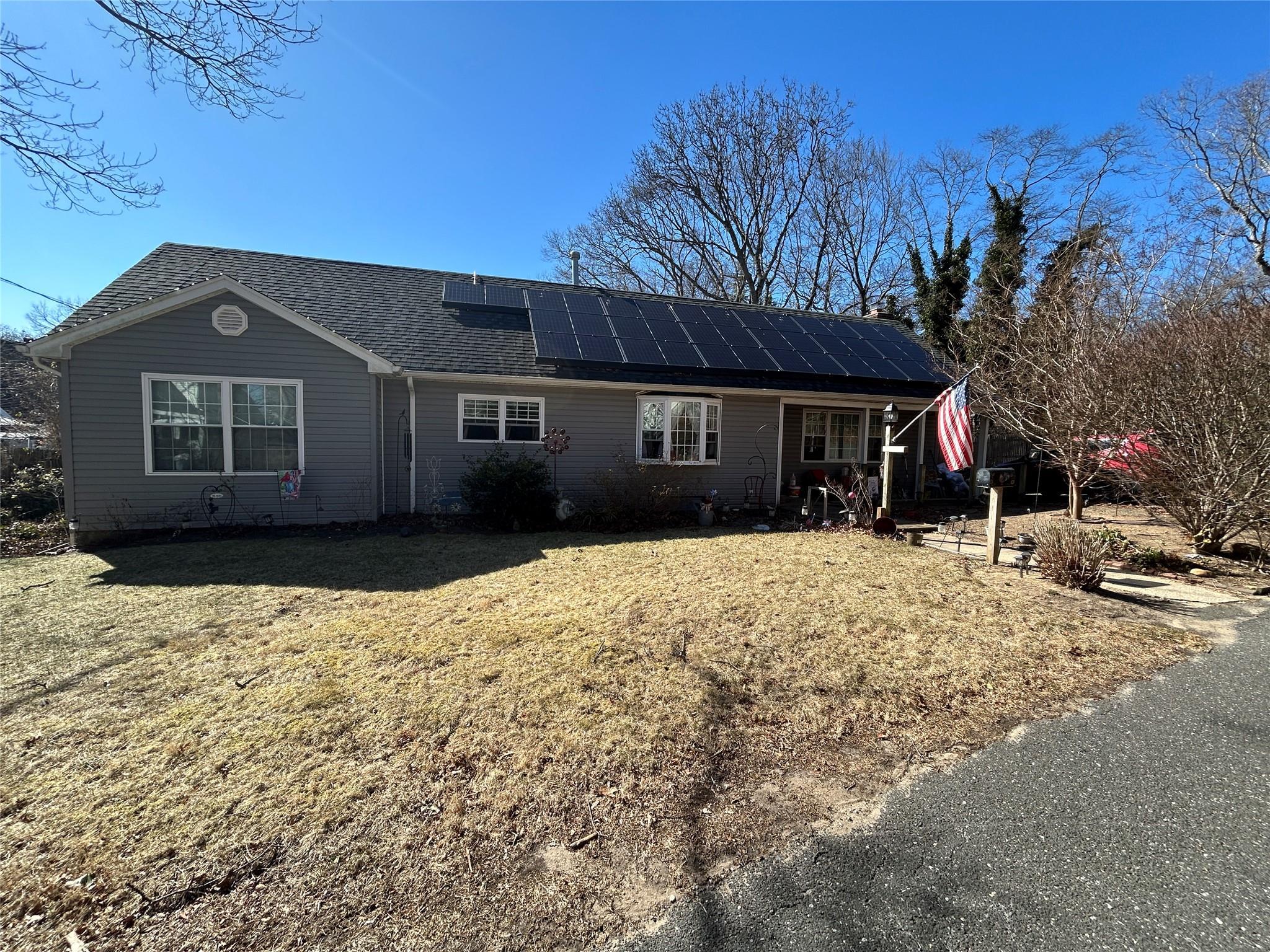 W 6th St, Ronkonkoma, NY 11779