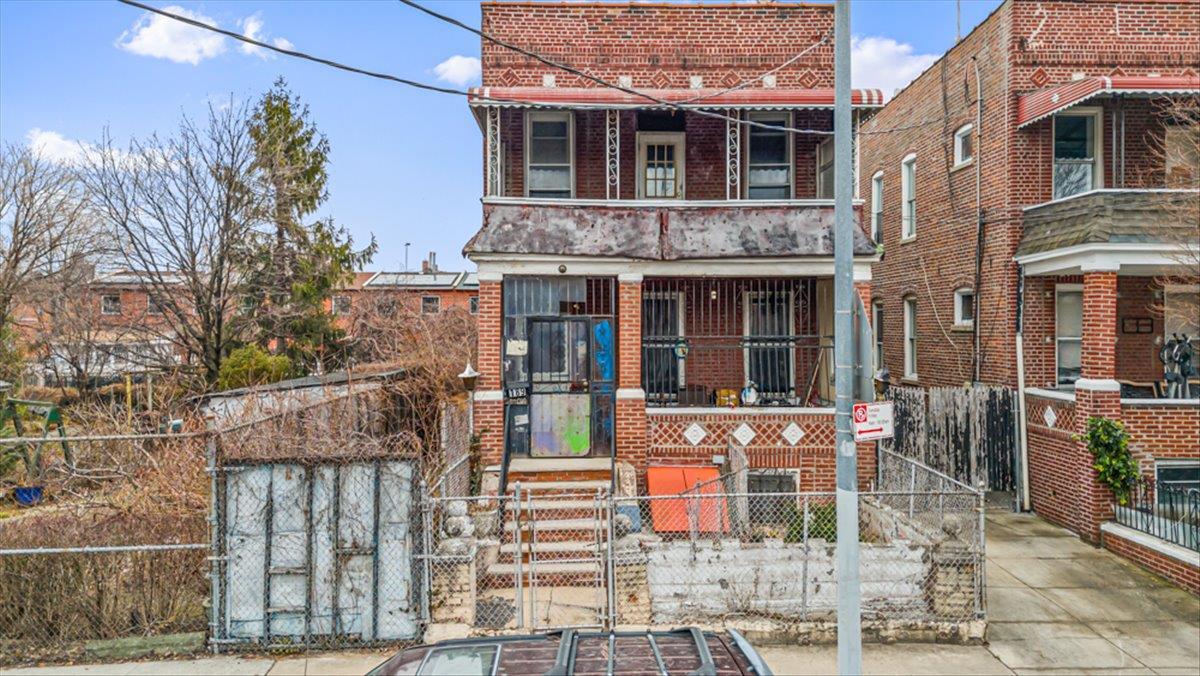 Legion St, Brooklyn, NY 11212