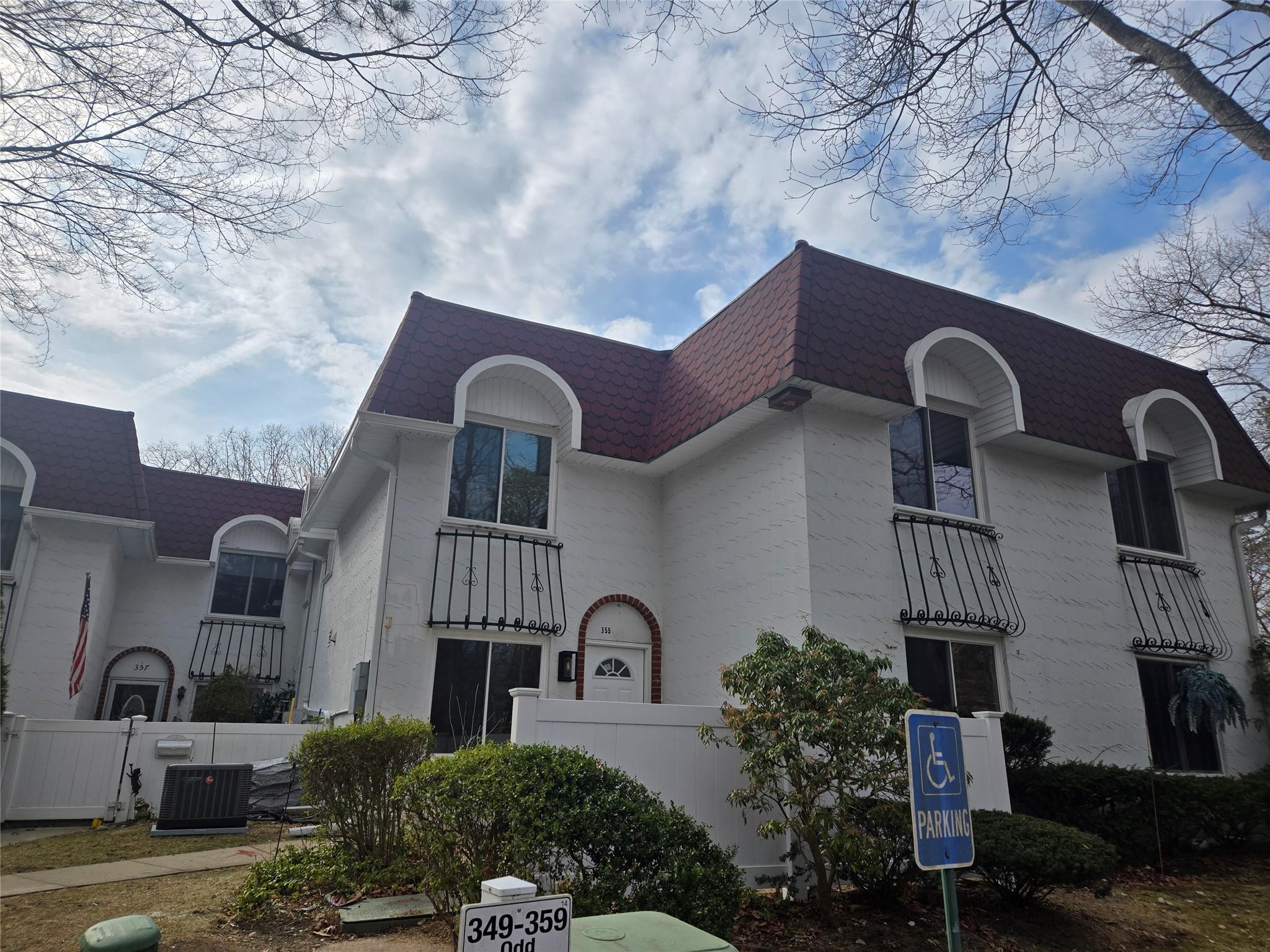 Birchwood Rd, Medford, NY 11763