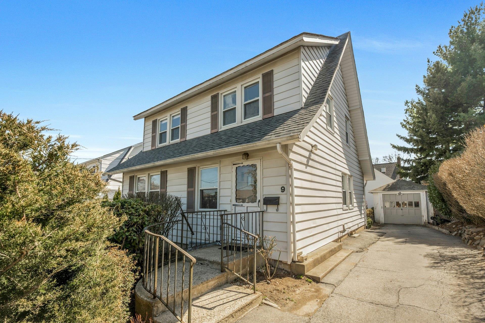 Doyer Ave, White Plains, NY 10605