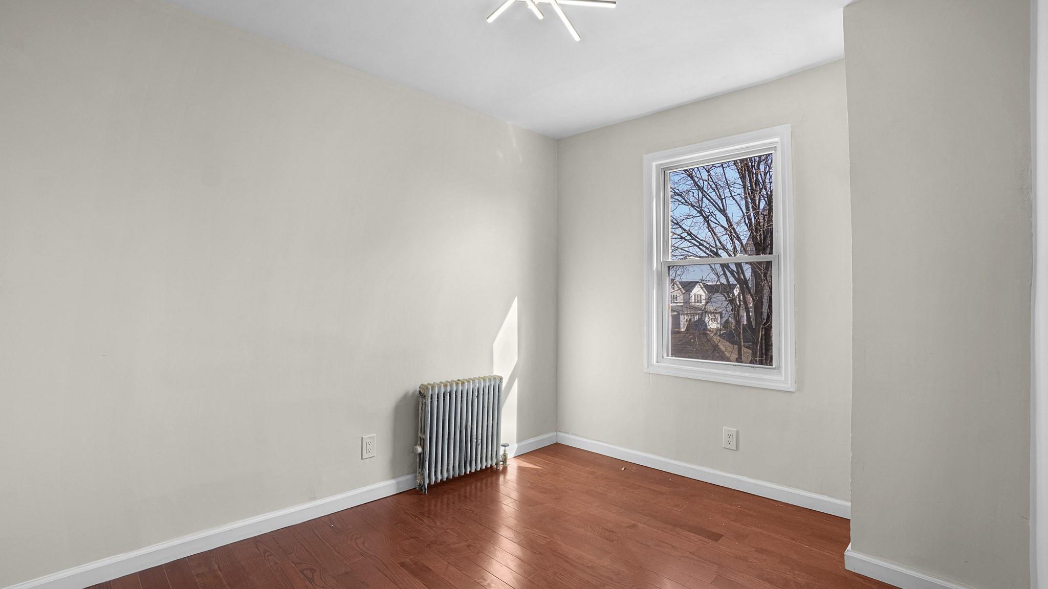 171st St, Jamaica, NY 11433